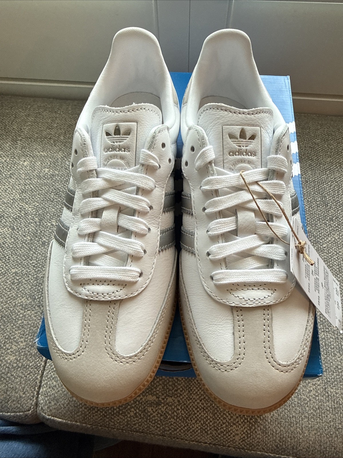 Size 6 Women’s Adidas Samba OG White Silver Metallic Grey JI2725 Sneakers Shoes