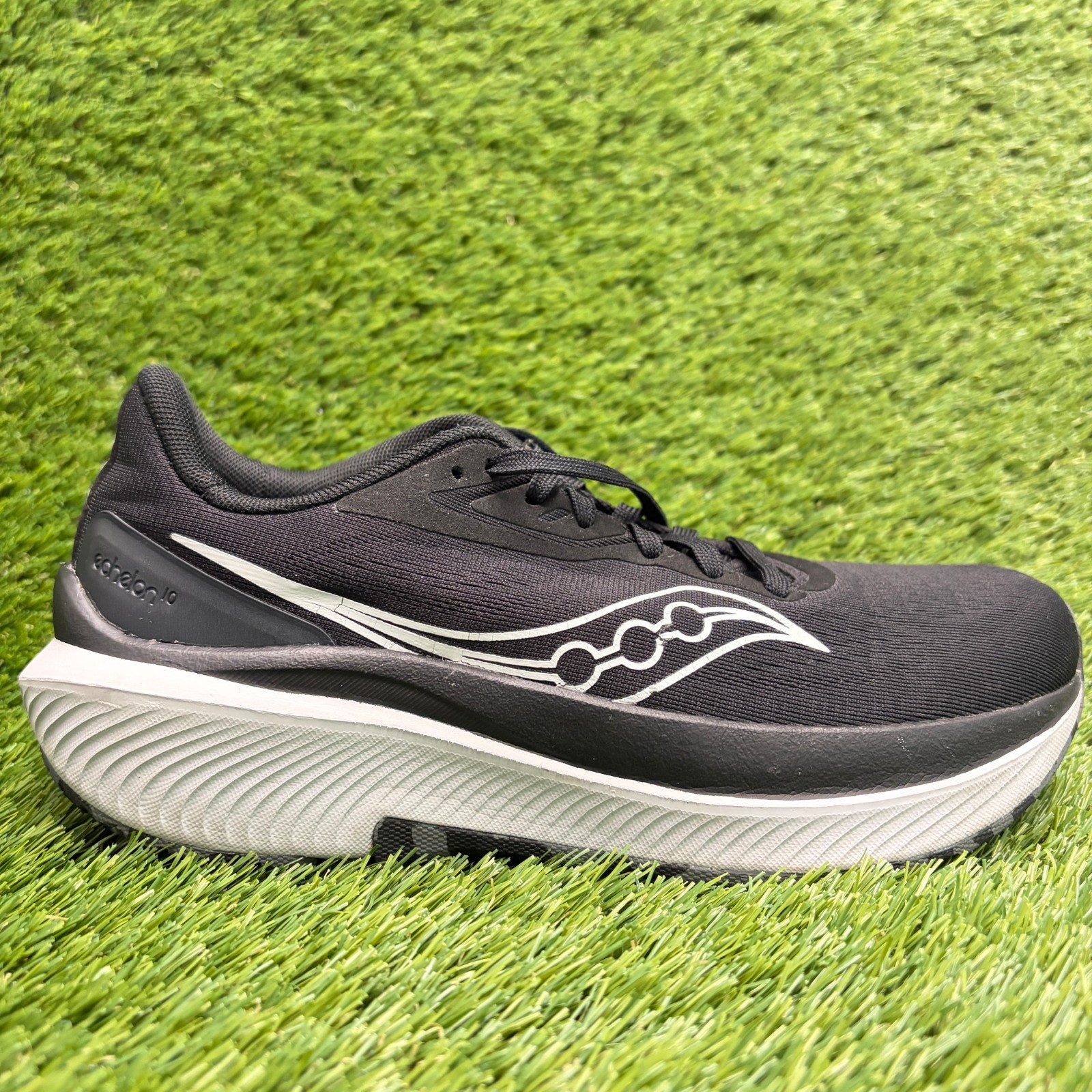 Saucony Echelon 10 Womens Size 7.5 Black White Athletic Running Shoes Sneakers