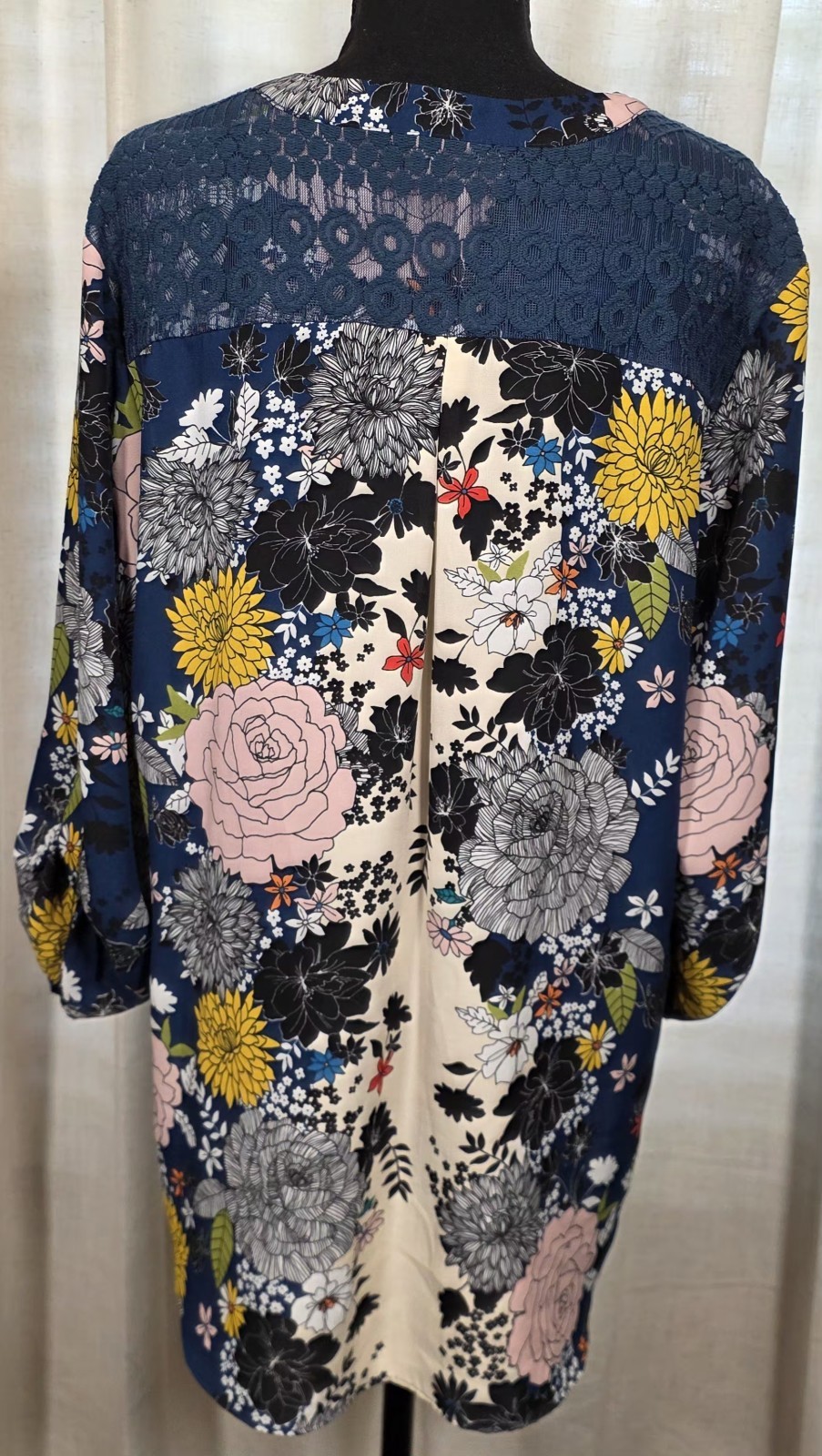 Zac & Rachel Top XL Navy Floral Lace Yoke Boho Tunic Blouse 3/4 Sleeve V-Neck