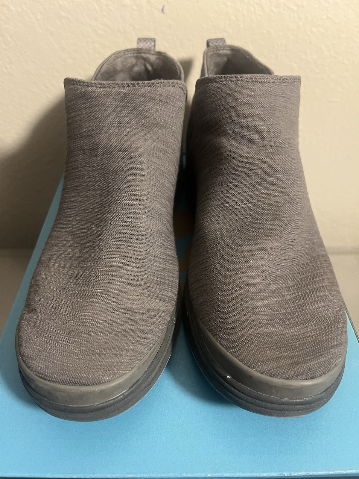 Bzees Ankle Boots Women 7.5 Granite Gray Tempo Chelsea Knit Slip On