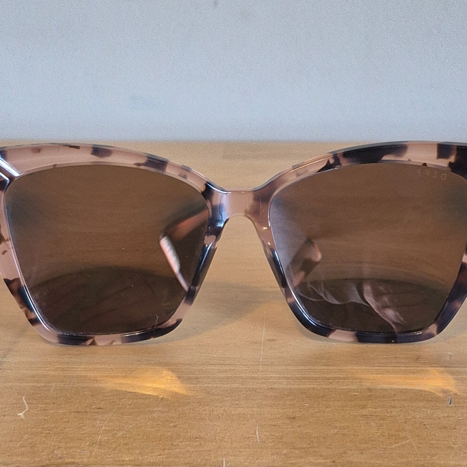 DIFF Mirror Sunglasses Becky II HM-TF30P Pink Tortoise Cat Eye Frame