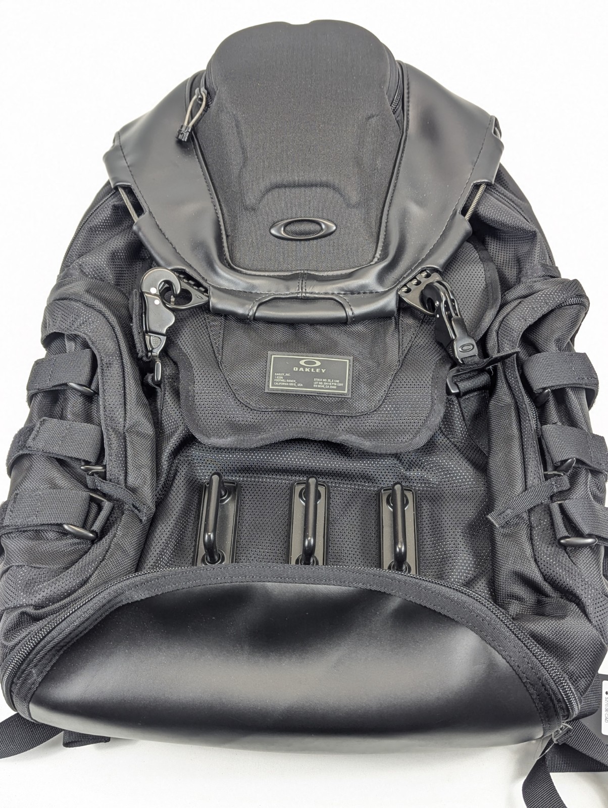 Oakley Kitchen Sink Backpack 34L Stealth Black Tactical Travel Riding