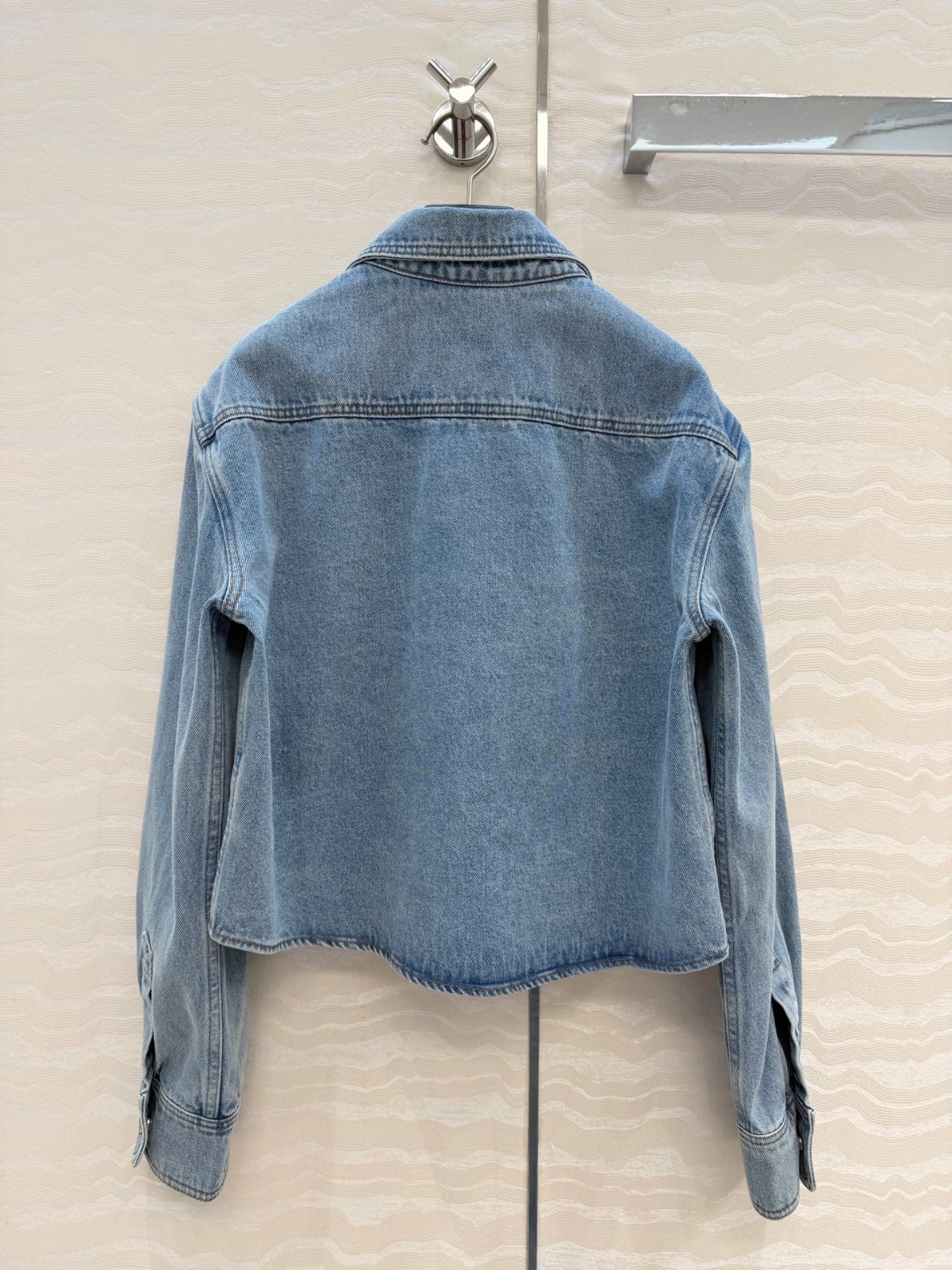Ami Vintage Washed Blue Denim Cropped Jacket — Women’s Size S