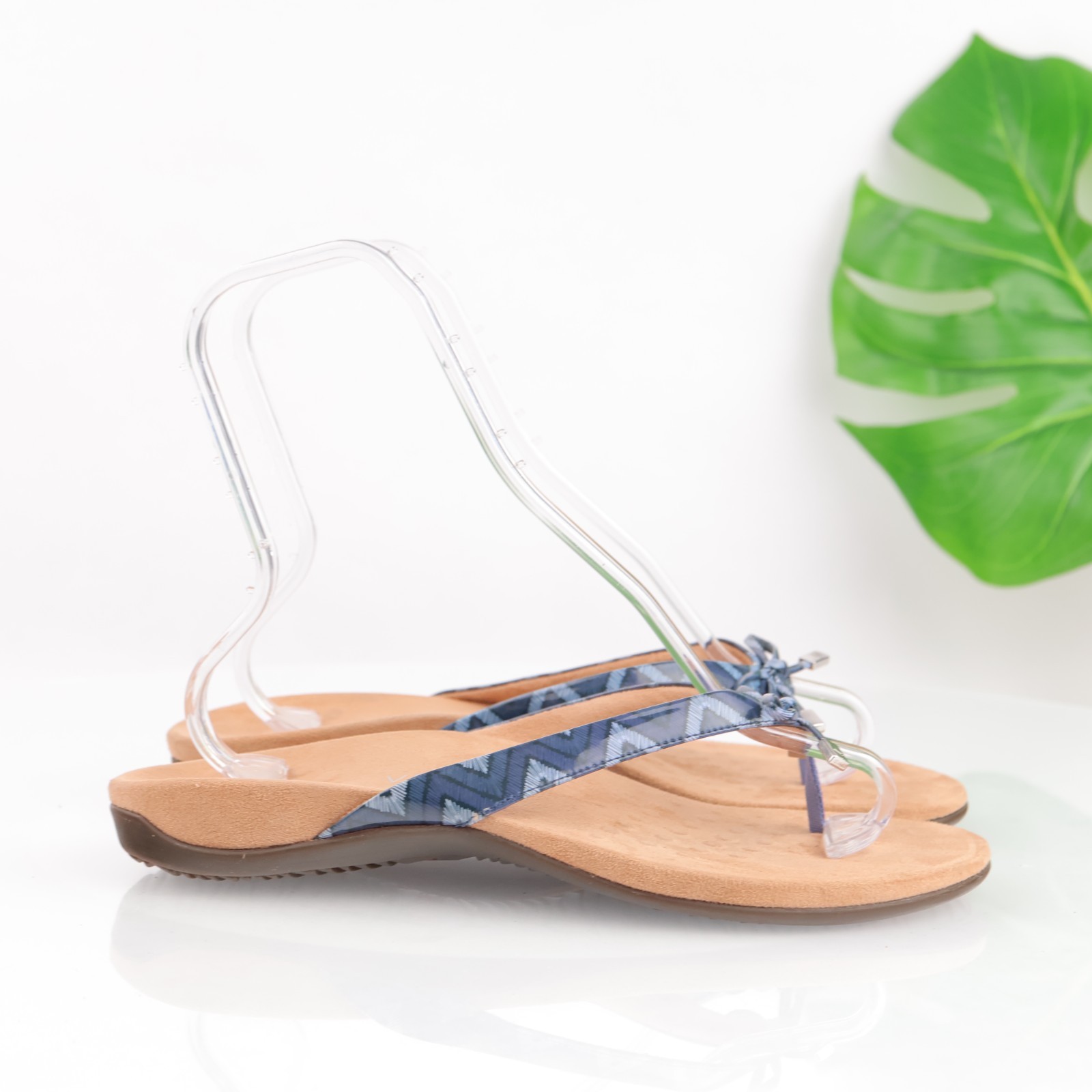 Vionic Womens Bella II Sandals Size 12 Blue Thong Slide Flip Flop Comfort Shoes