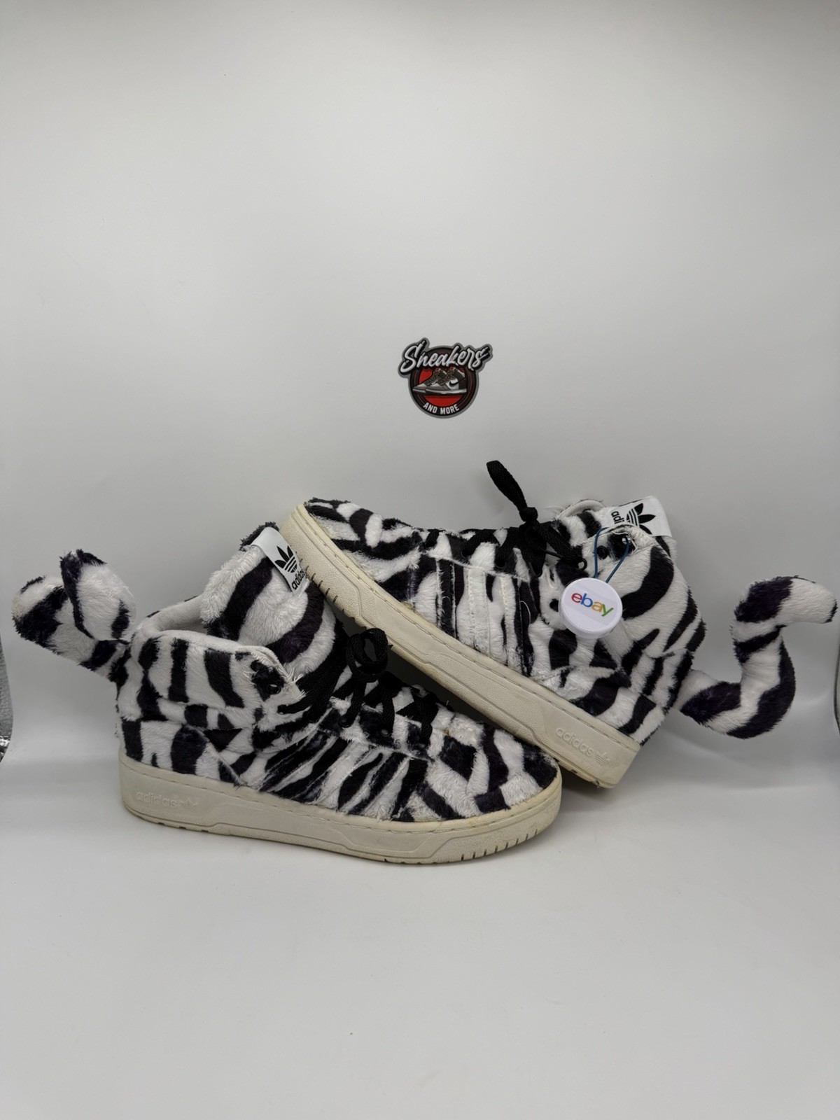 Adidas x Jeremy Scott White Tiger Leopard Animal Tail Wings Bear B26037 Size 7.5