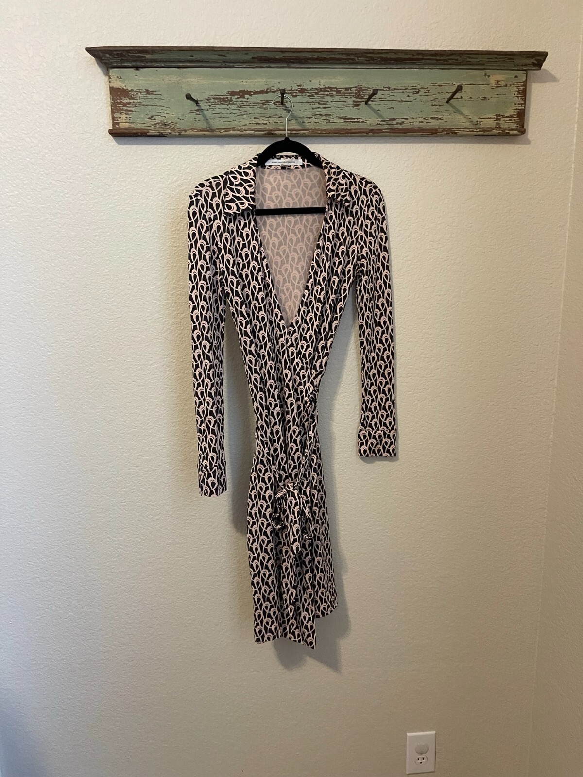 Diane Von Furstenburg Silk Wrap Dress Classic Black Print V-neck Tie Women 2