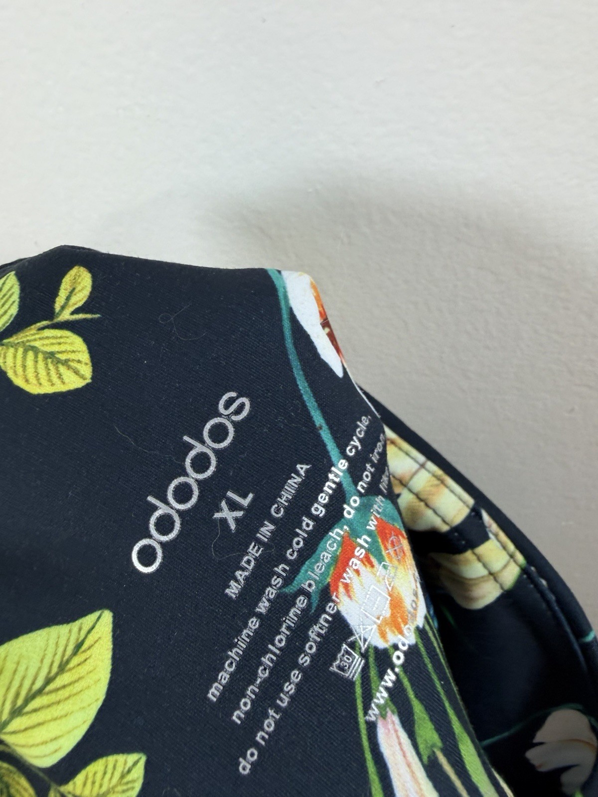 Ododos Black Green Tropical Cropped Leggings XL