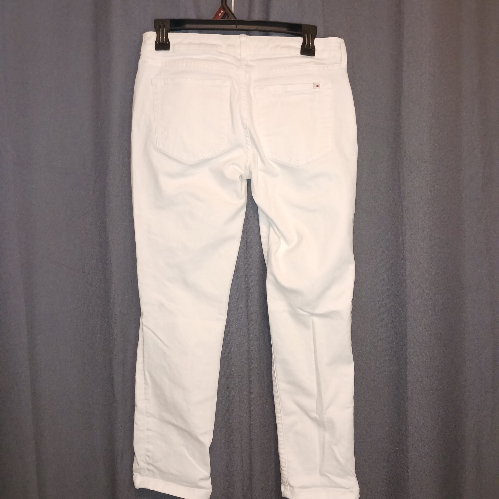 Tommy Hilfiger White Distressed Boyfriend Jeans, Ripped Denim, Women’s Size 2