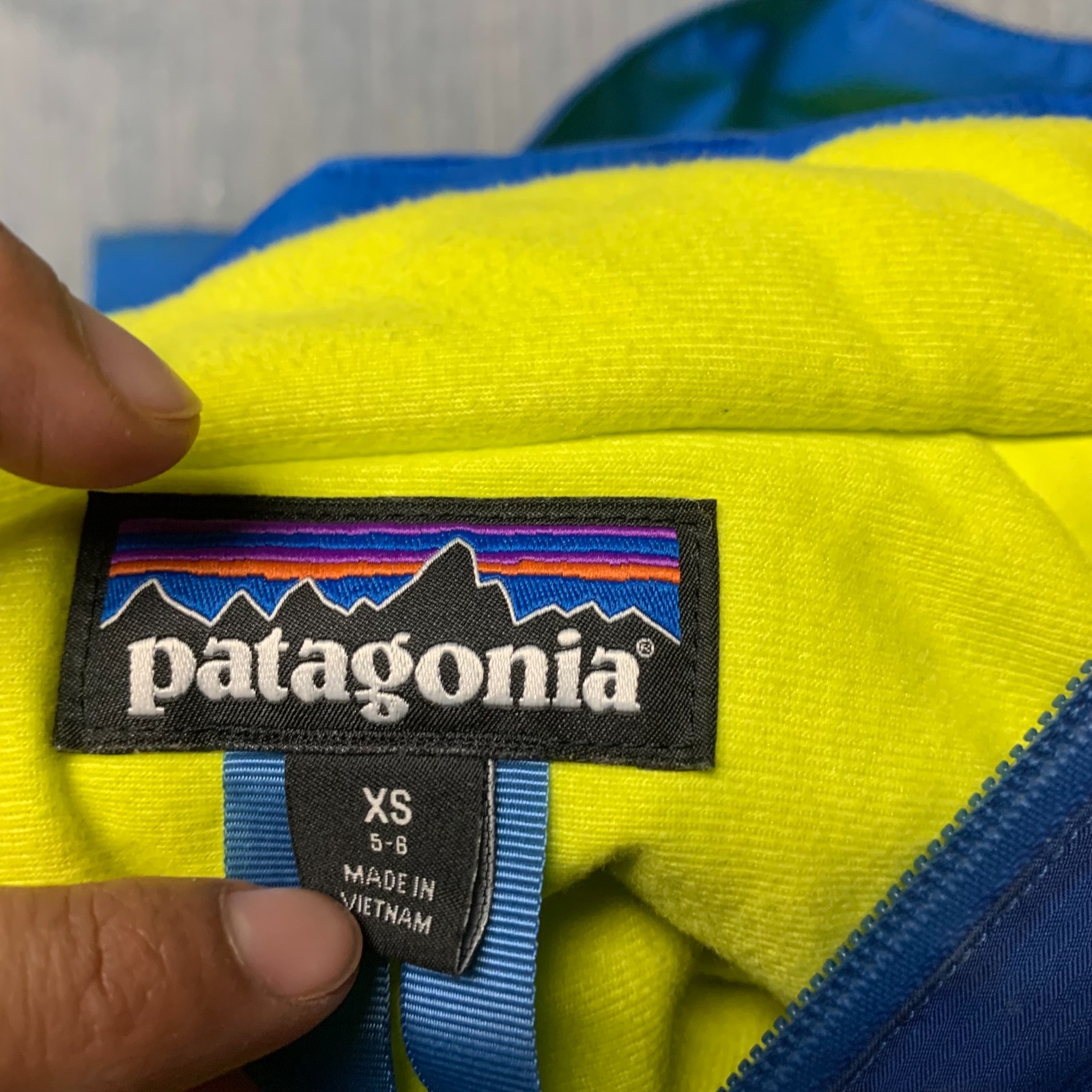 Patagonia Youth Ski Jacket Size XS 5-6 Blue Hooded Winter Insulated Full Zip