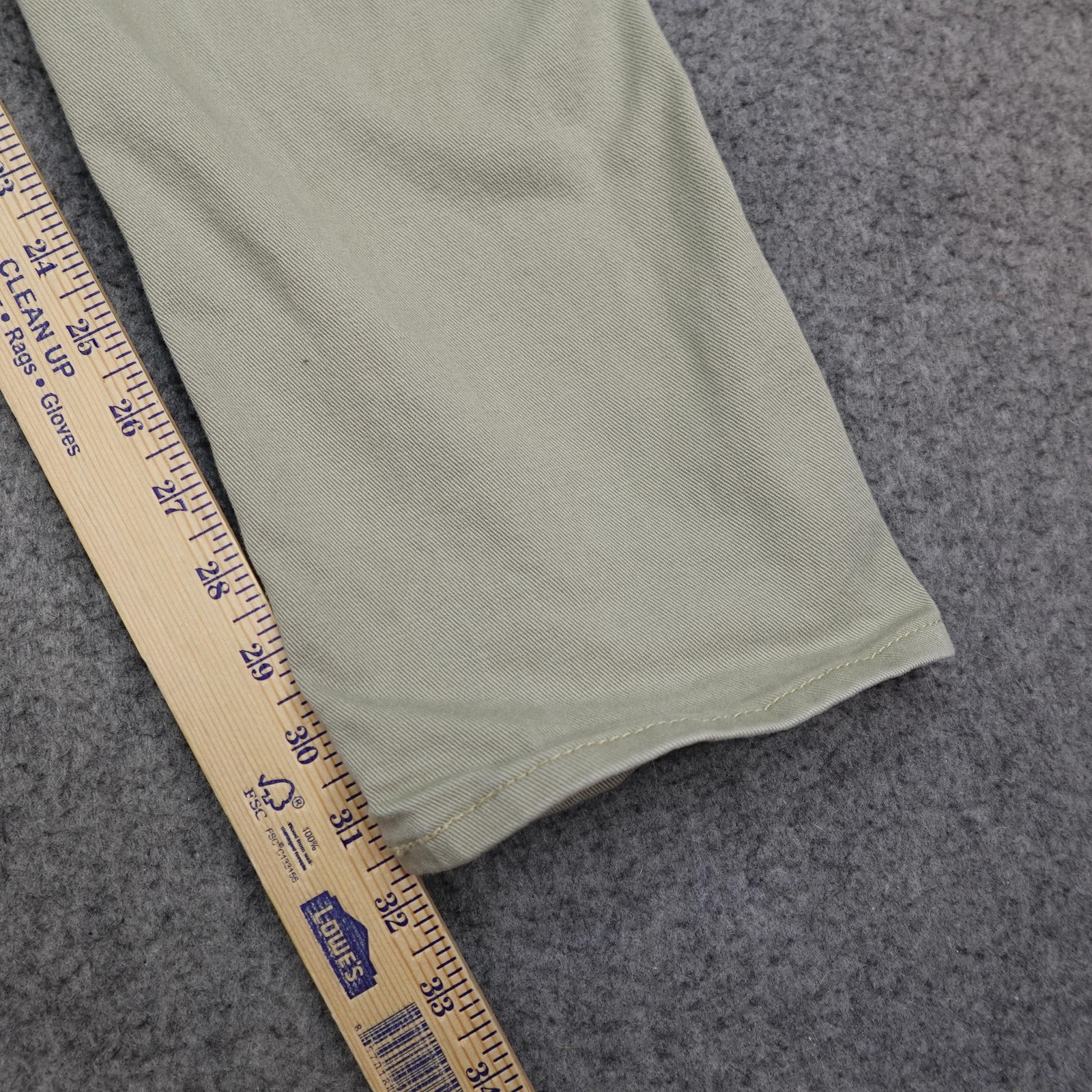 Levis 513 Jeans Mens 32×32 Khaki Slim Straight Stretch Chino Pants Light Wash 32