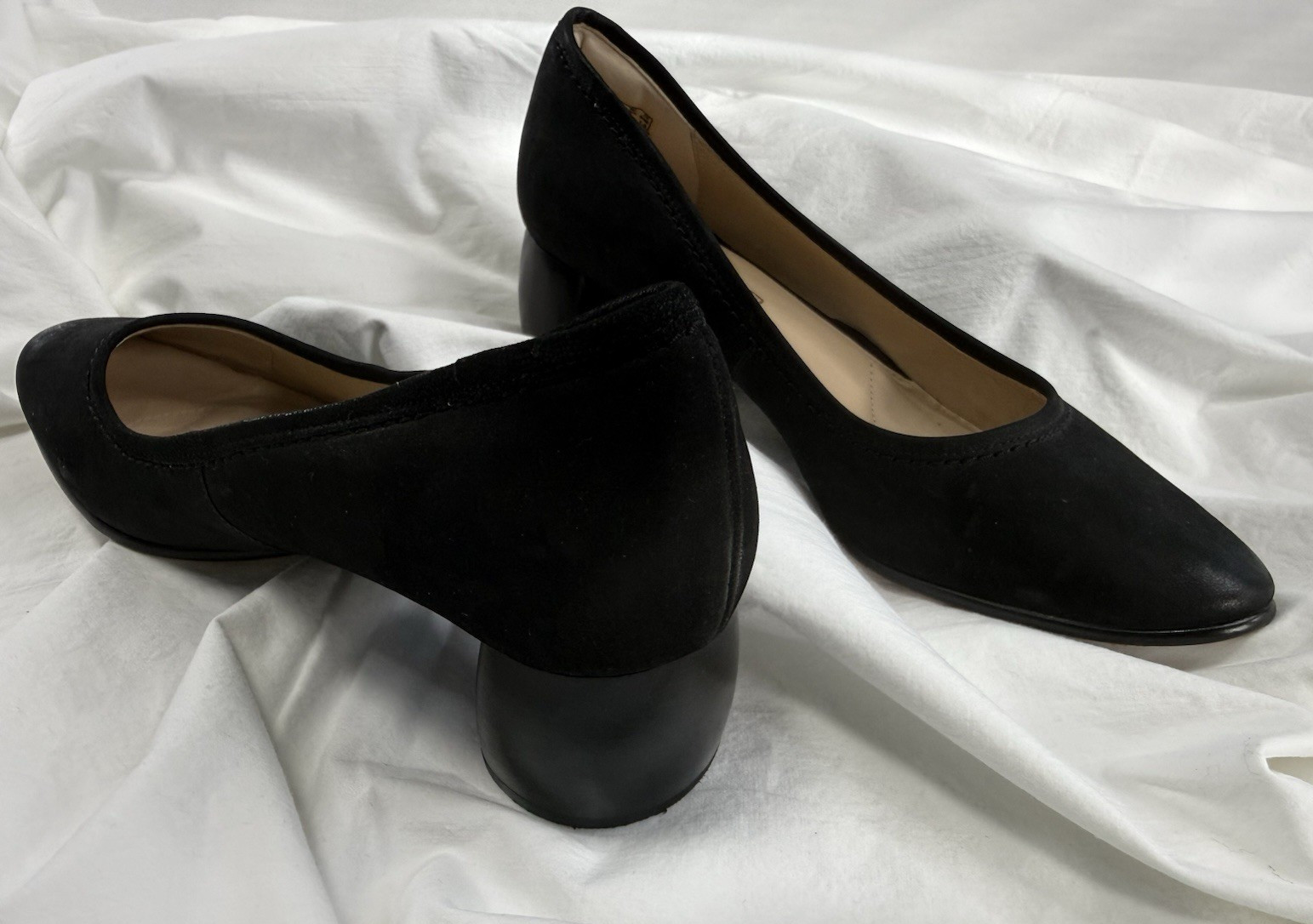 Clarks Plus Cushion Women Black Pumps SZ 8.5
