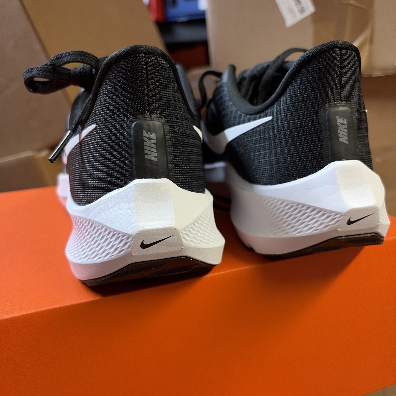 Mens Size 9.5 Nike Air Zoom Pegasus 39 Black White Grey Running Shoes DH4071 001