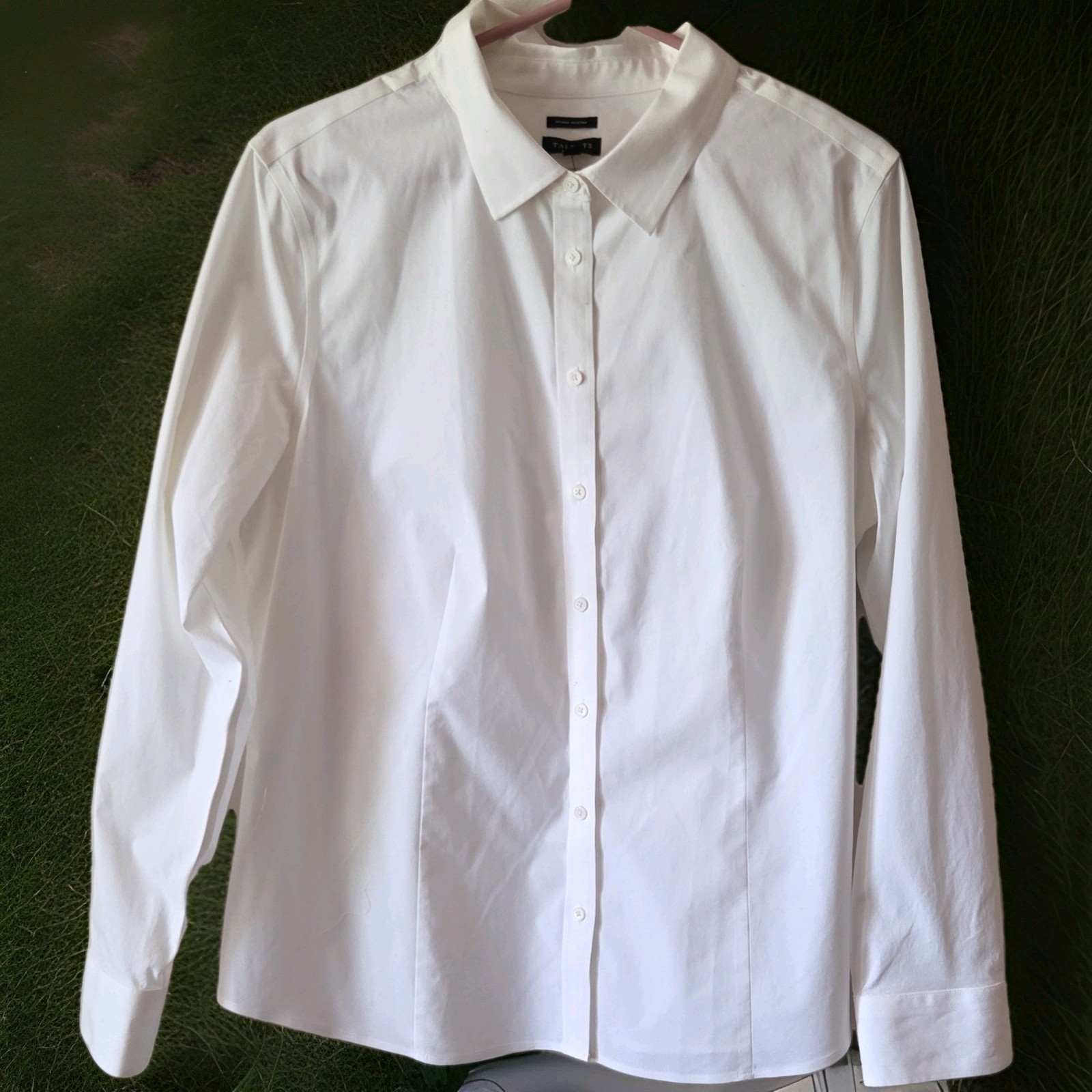 Talbots Women’s 16 White Wardrobe Staple Cotton Collared Button-Up NWT Office