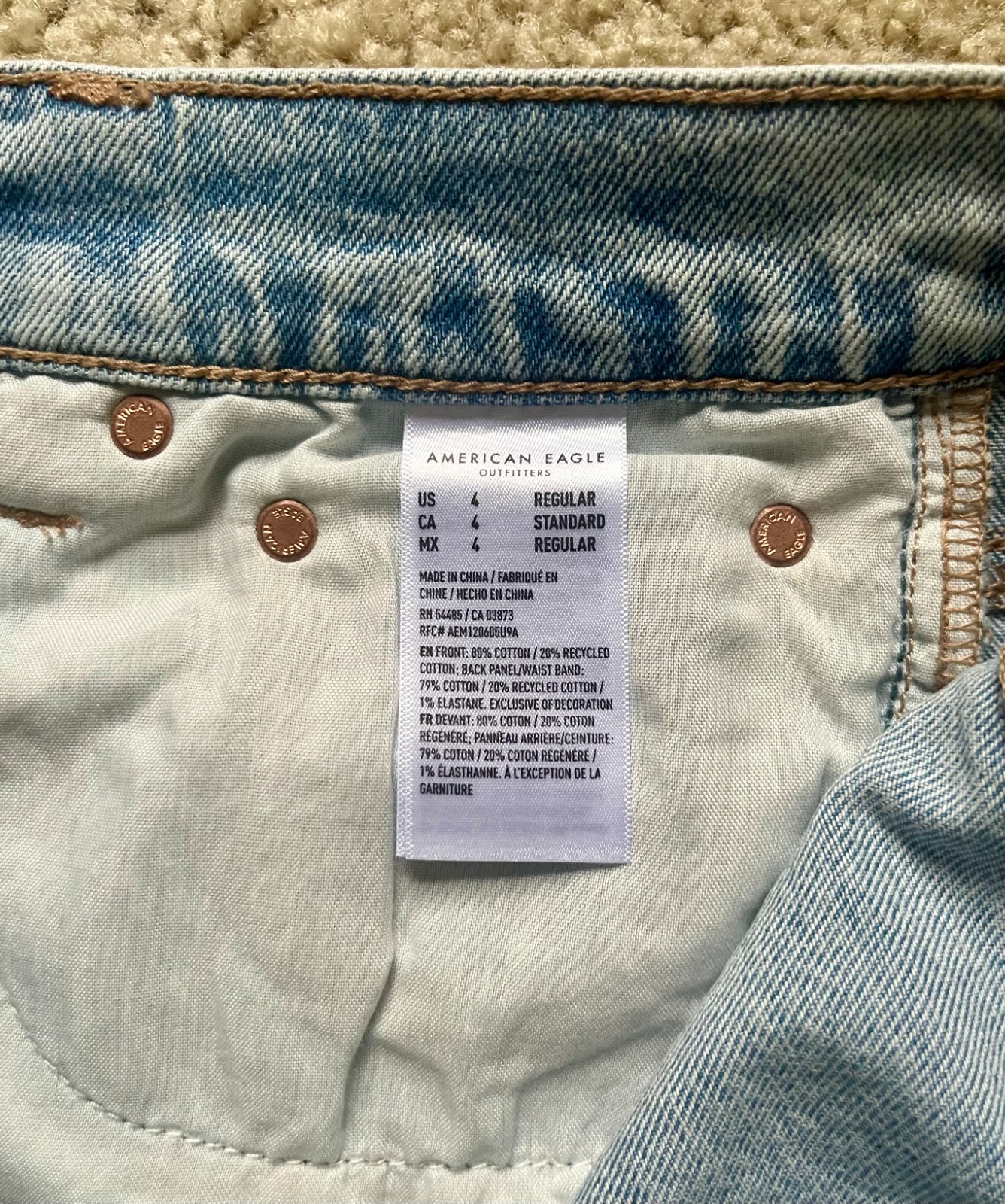 American Eagle Strigid Stretch Waist Acid Wash Destroy Stovepipe Jeans Size 4 AE
