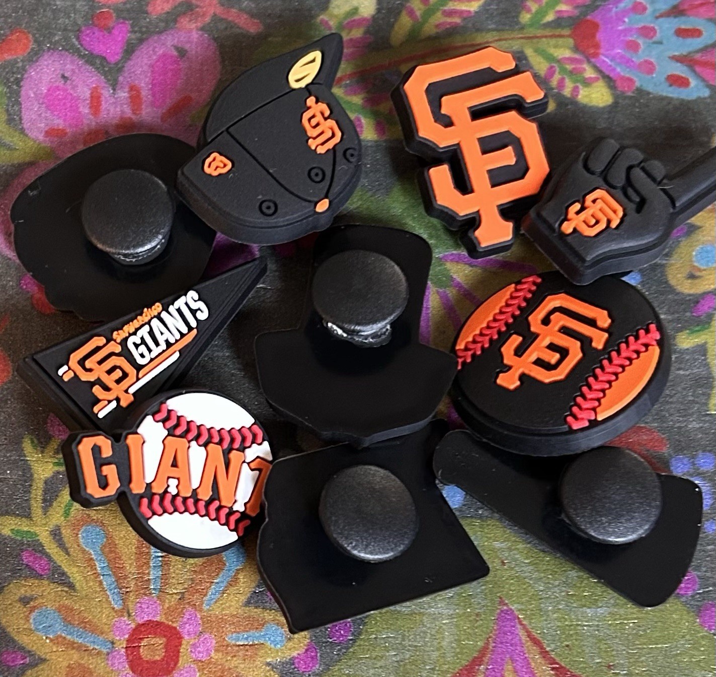 NEW 10 Piece SAN FRANCISCO Baseball Team Shoe Charms Clog Decorations PVC