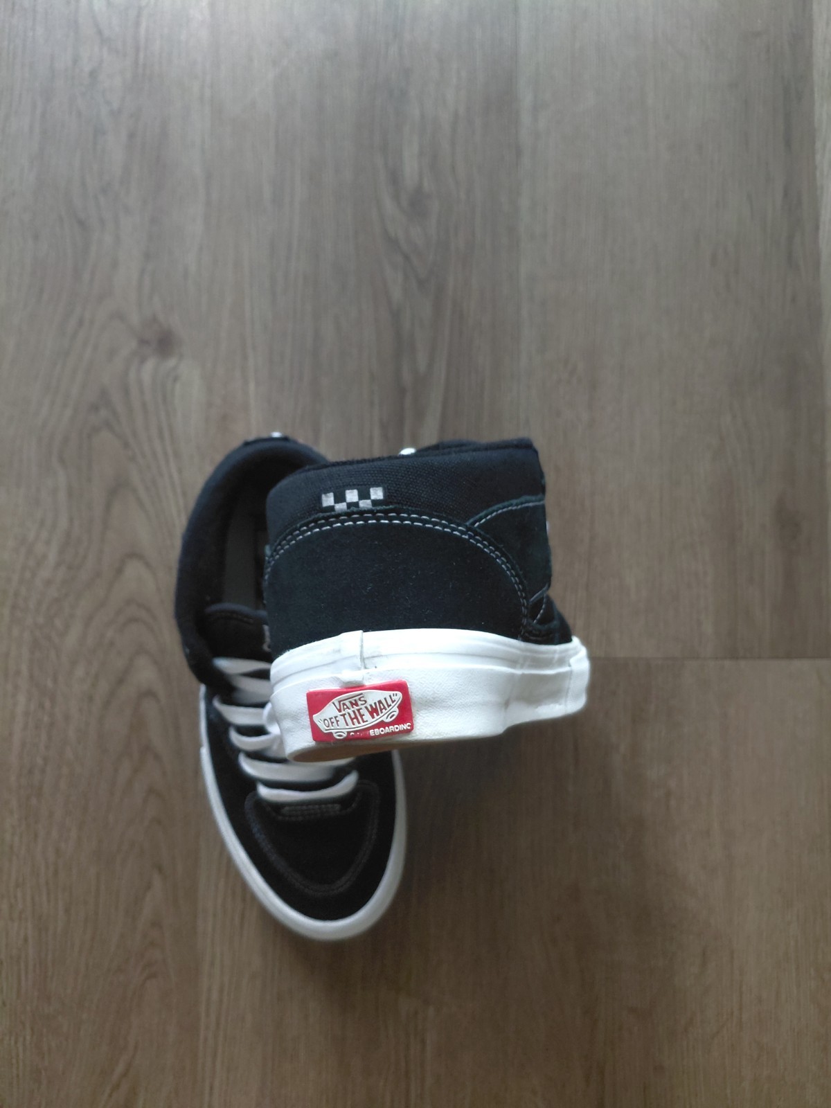 Vans 1992 Half Cab Sneakers | Vintage Skate Shoes | Men’s 5.5