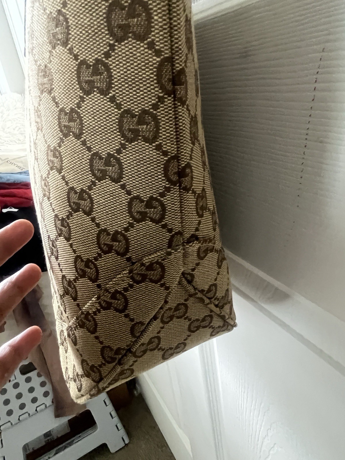 Gucci GG Supreme Monogram Tote Large Beige Brown Turn Lock Gold Detachable Strap