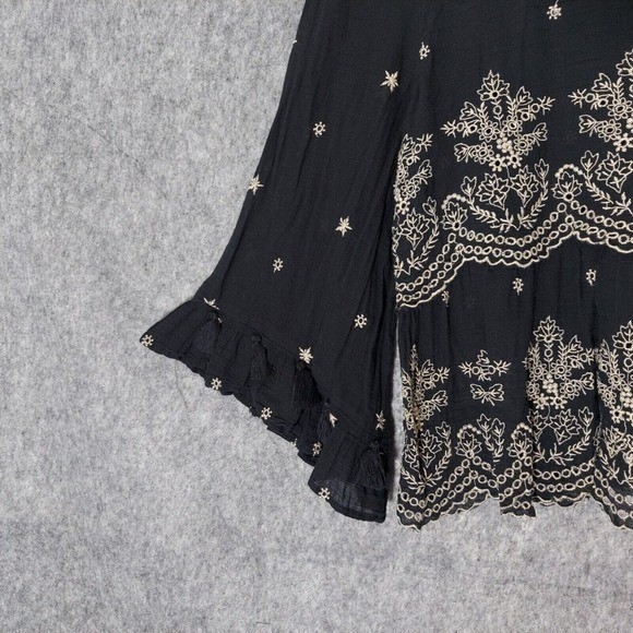 American Eagle Tunic Top Women XS Black Boho Embroidered Peasant Festival Blouse