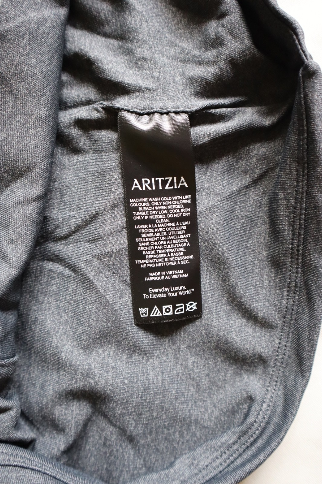 Aritzia Women`s $58 Contour Flourish Top in Heather Charcoal size 2XS