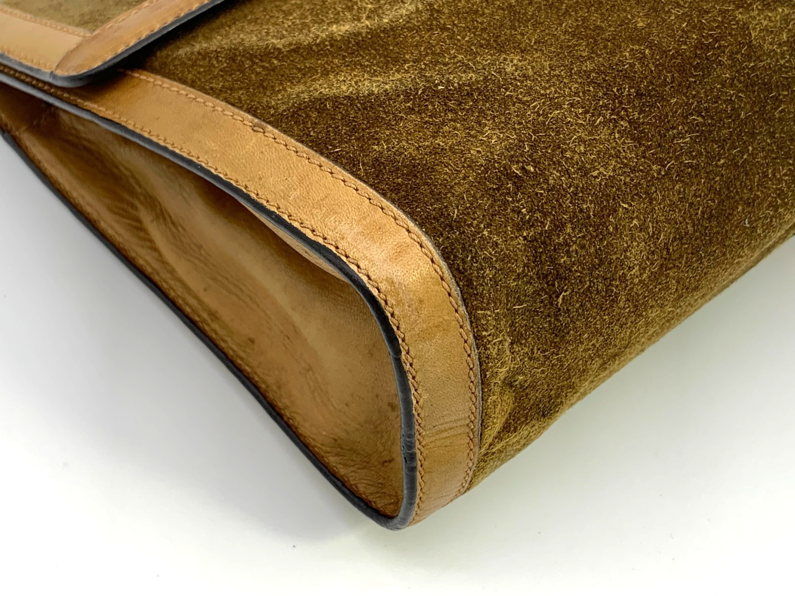 GUCCI VINTAGE Web Stripe Clutch Suede Leather Camel Large Rare Authentic