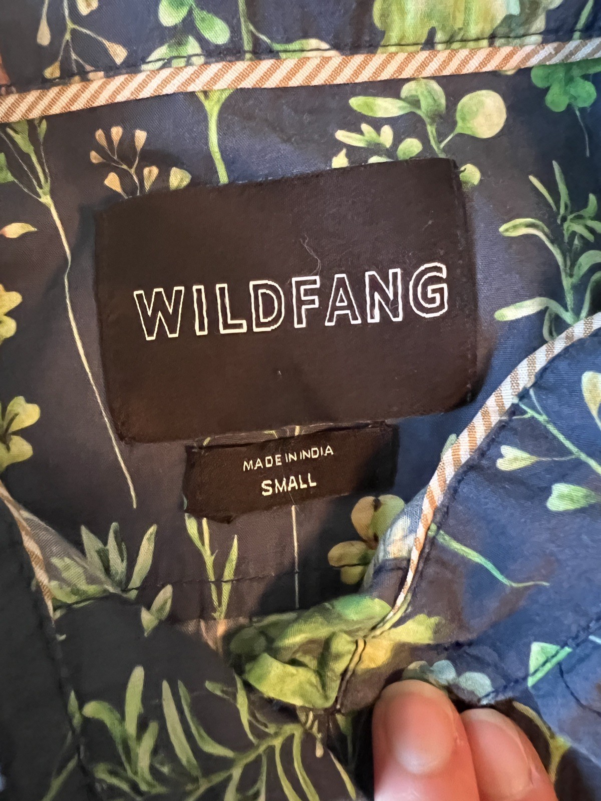 WILDFANG The Essential Cropped Button Up Womxns S Leaf Navy Botanical Print
