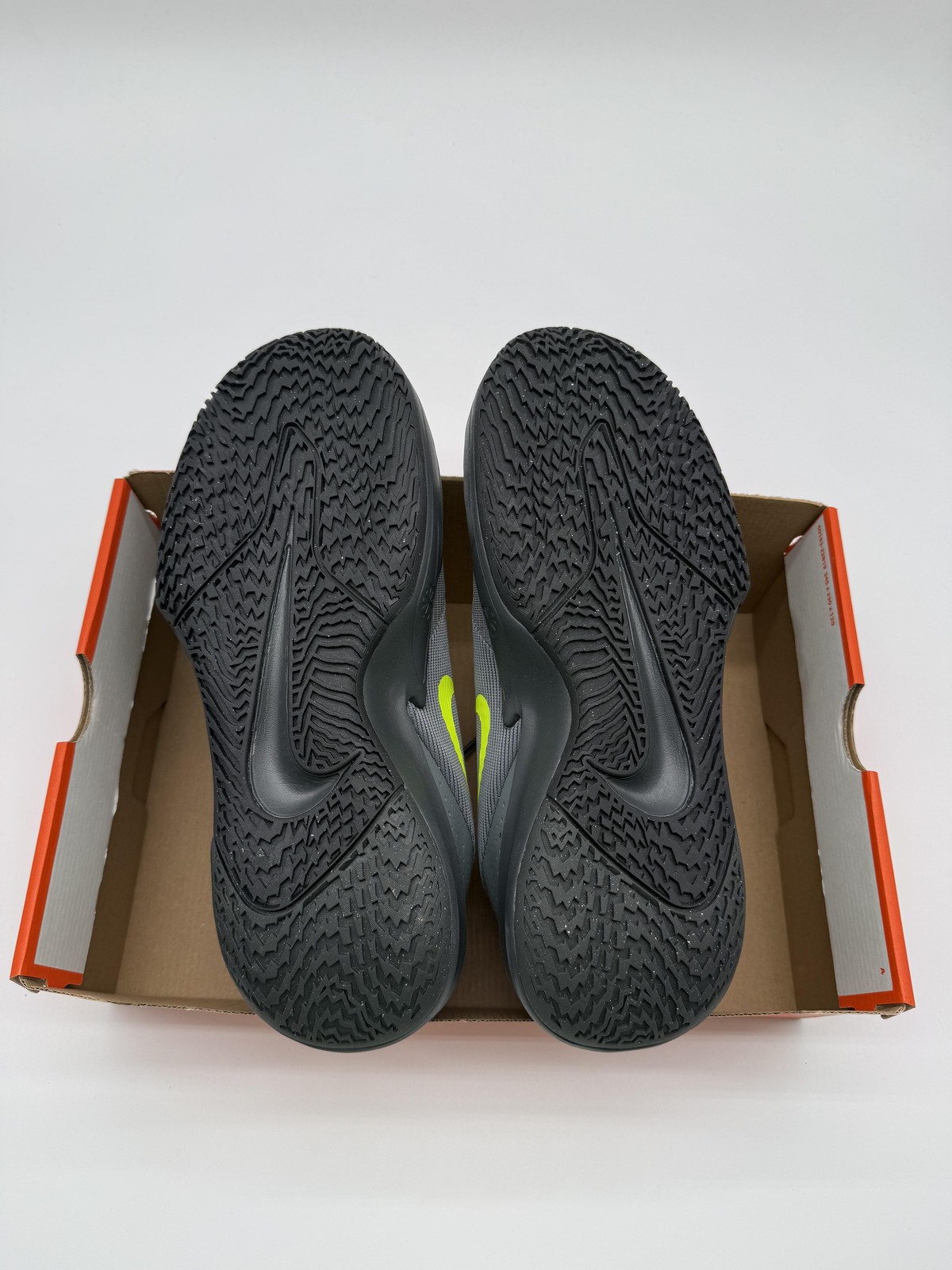 New Nike Precision Shoes Men’s Size 12 Gray Volt Basketball Sneakers HJ9153 004