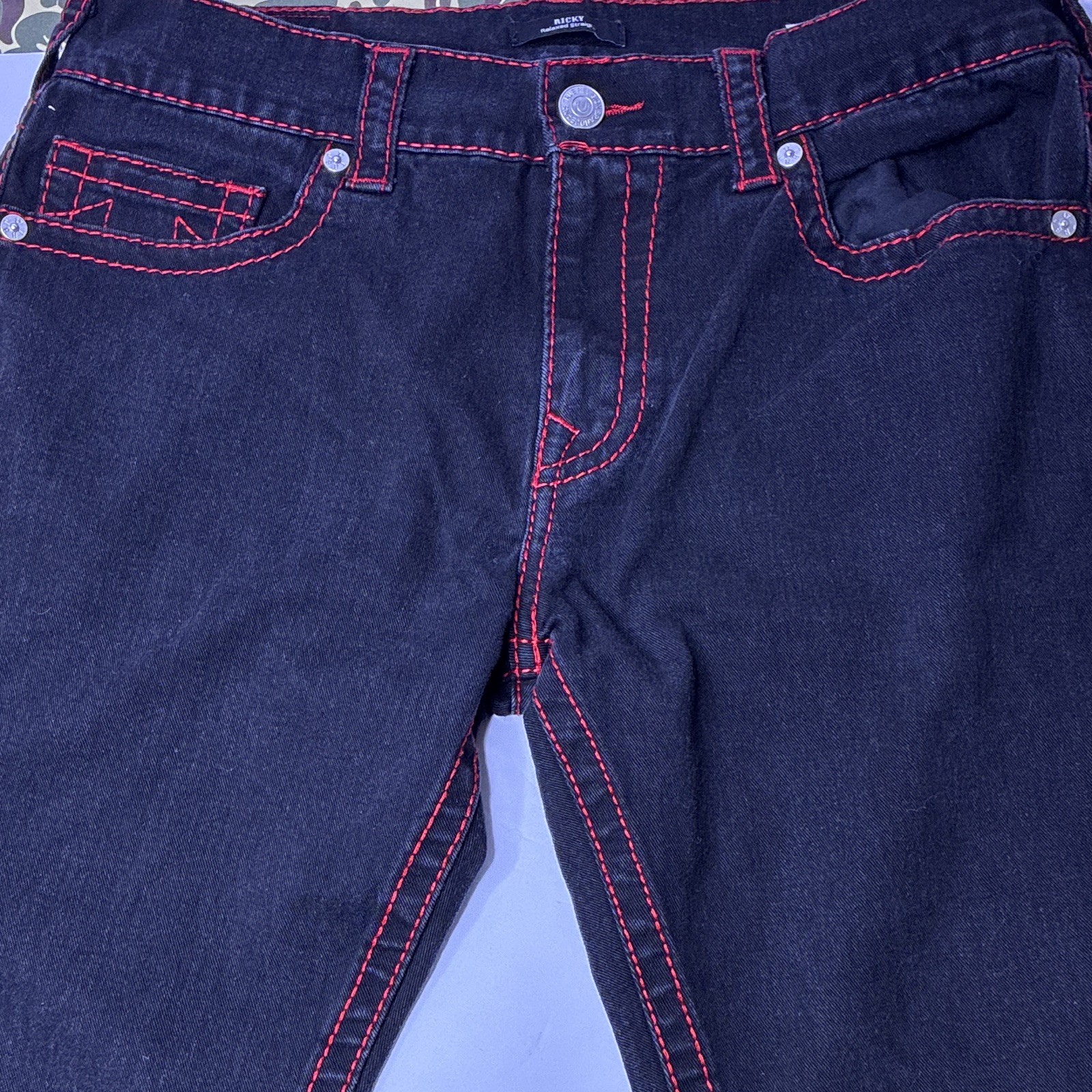 True Religion Men’s Black Dark Wash Relaxed Straight Denim Jeans Logo 5-Pocket