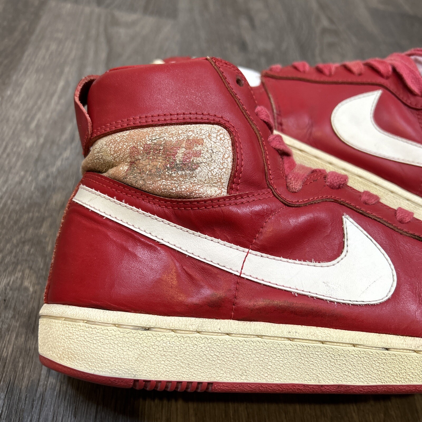VTG Nike 1980’s Sales Sample Dynasty Red White Men’ US 9 1985 Original OG Shoes