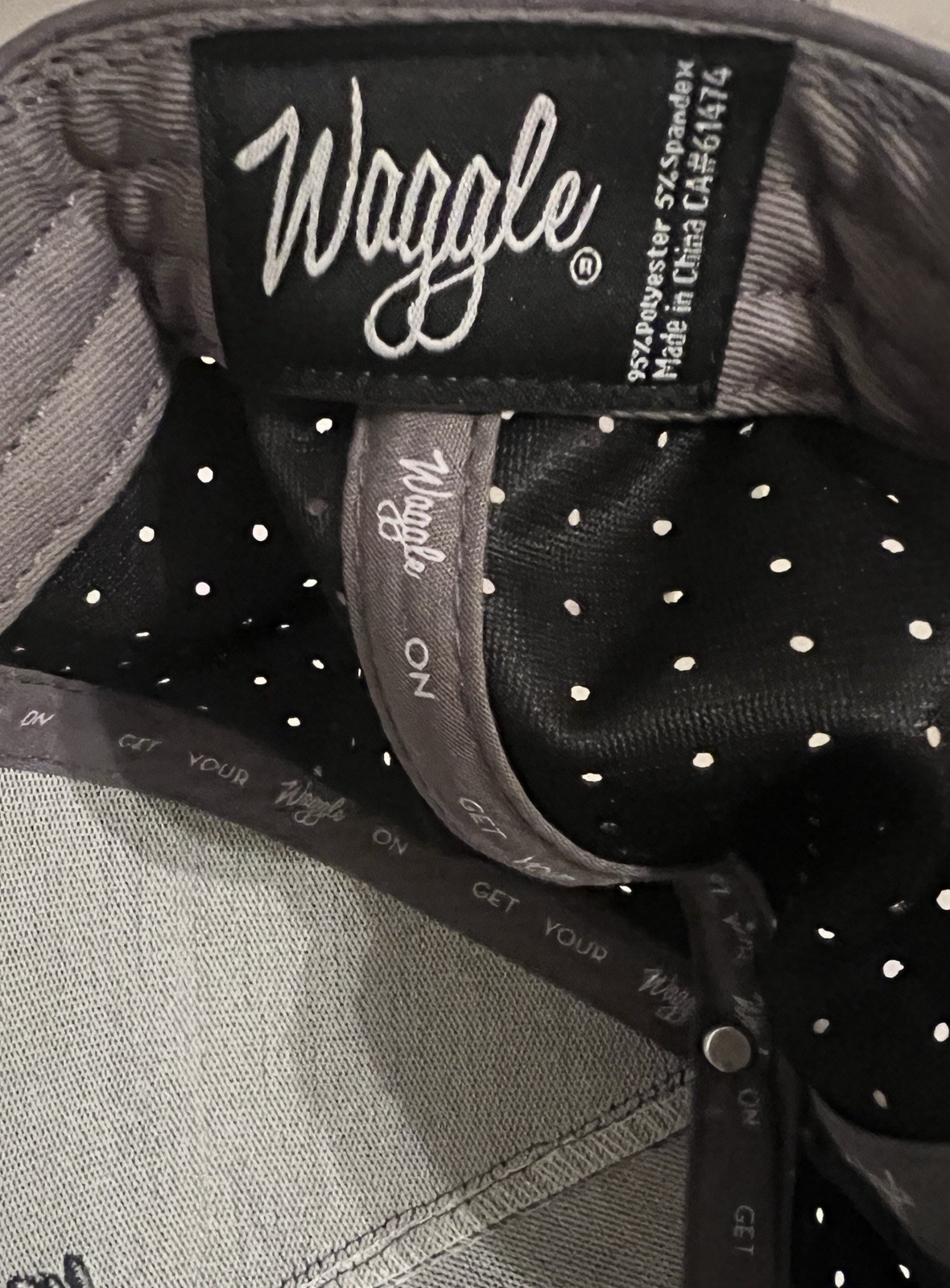 Waggle Golf Snapback Hat Gray Black Performance Rope Cap