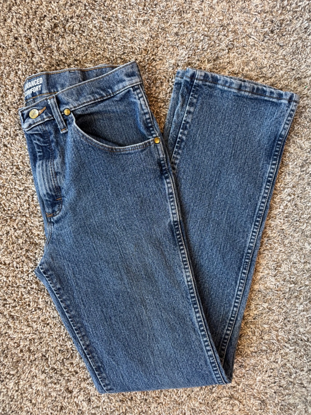 Men’s Wrangler advanced comfort slim fit jeans 31×36