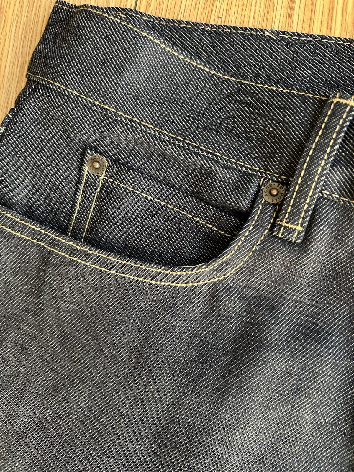 ACNE STUDIOS 1981M RAW DENIM 36X30 BRAND NEW