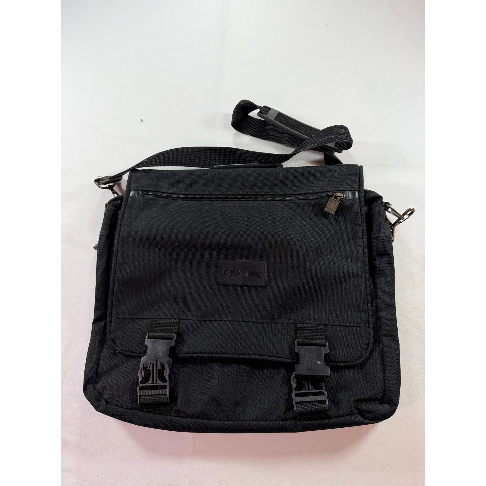 Leeds Lexis Publishing Black Canvas Messenger Computer Bag North West Zipper