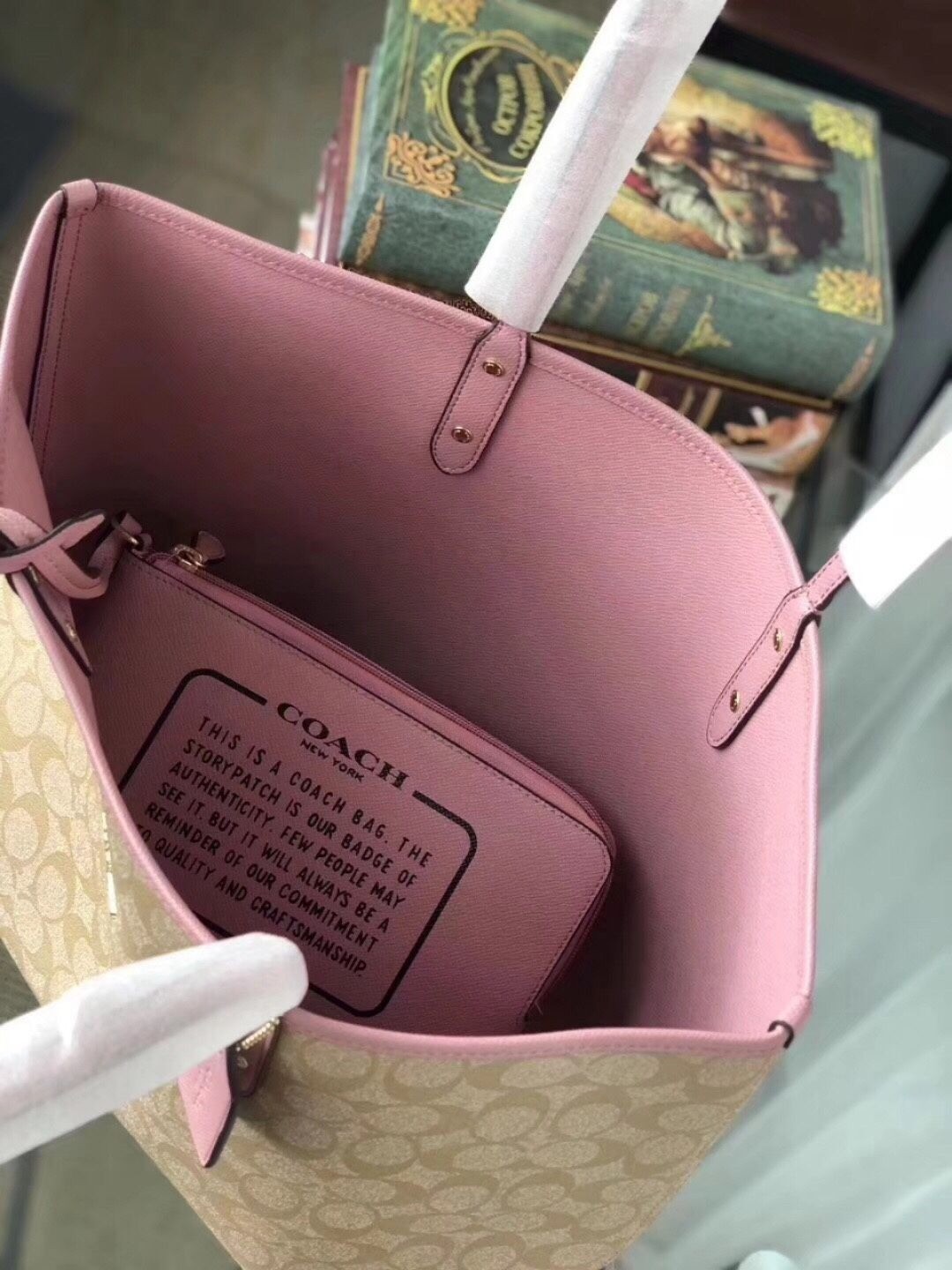 Coach F36658 Brown / Pink Reversible City Tote Bag With Pouch Outlet NWT