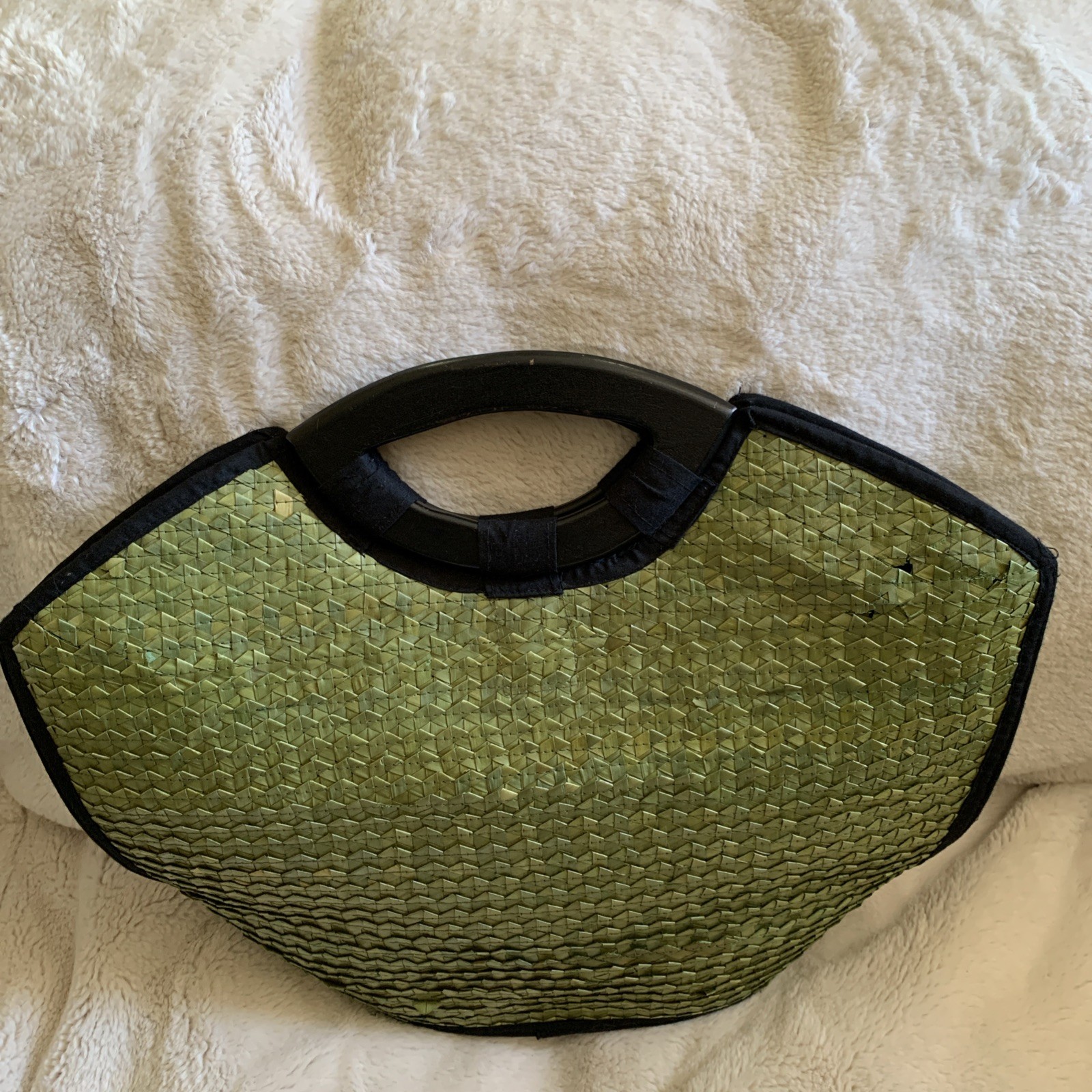 Large Green Brown Woven Handbag With Brown Handles 11″ x 16″ 10″ Deep