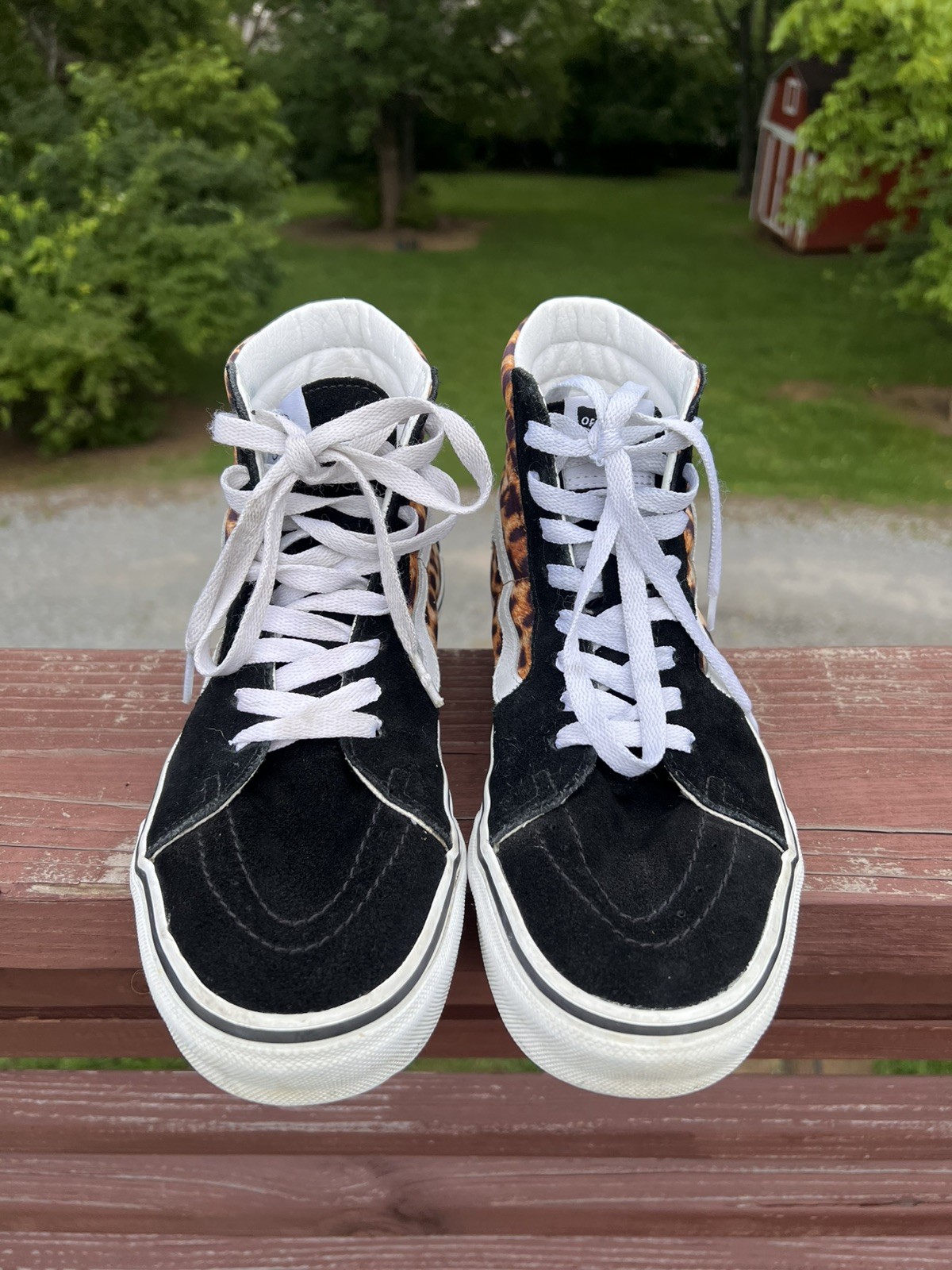 Vans LEOPARD Sk8-Hi Tops, Suede and Leopard. Womens 9.0 / Mens 7.5