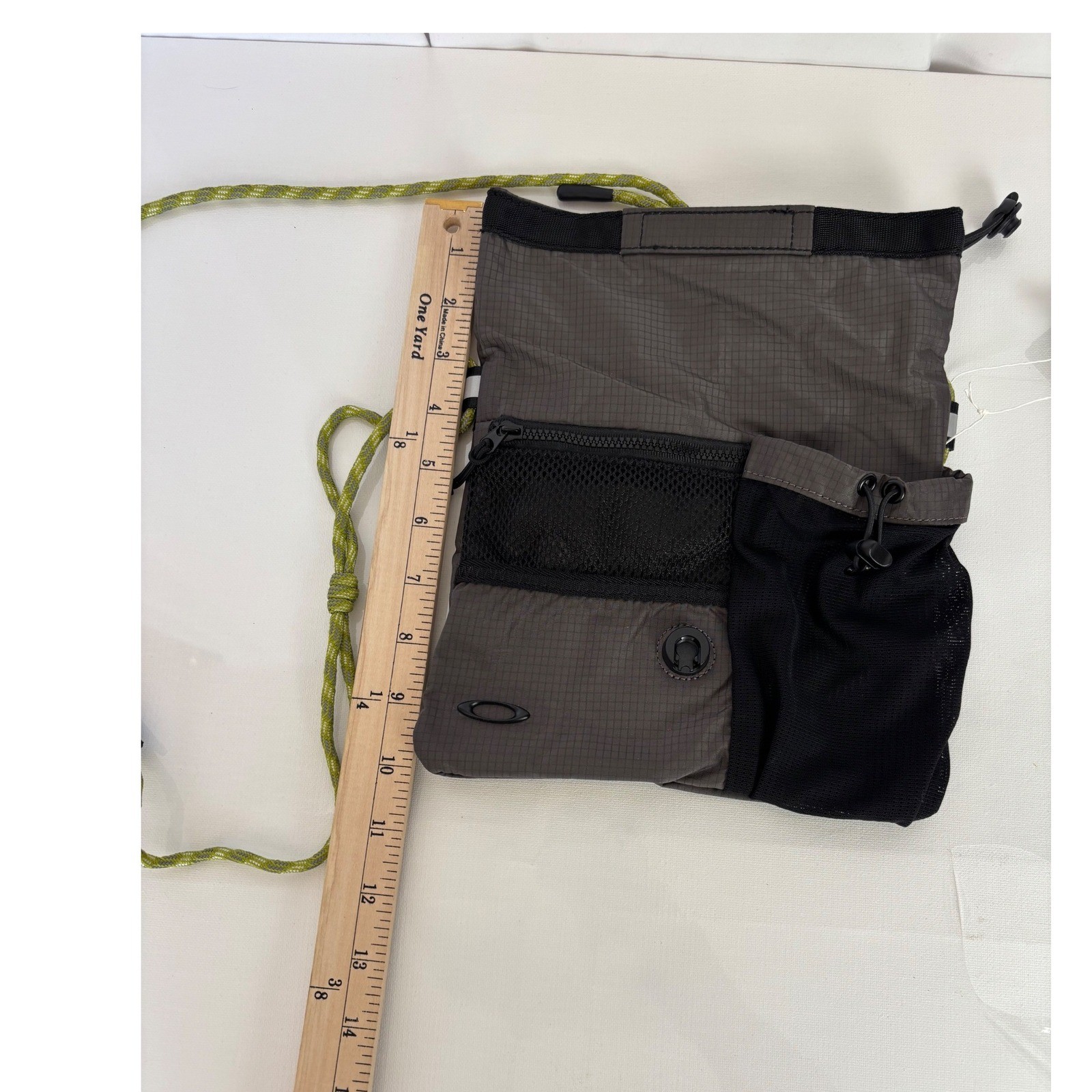 Oakley Reserve Pouch Granite Gray Ripstop Crossbody Bag NEW Outdoors