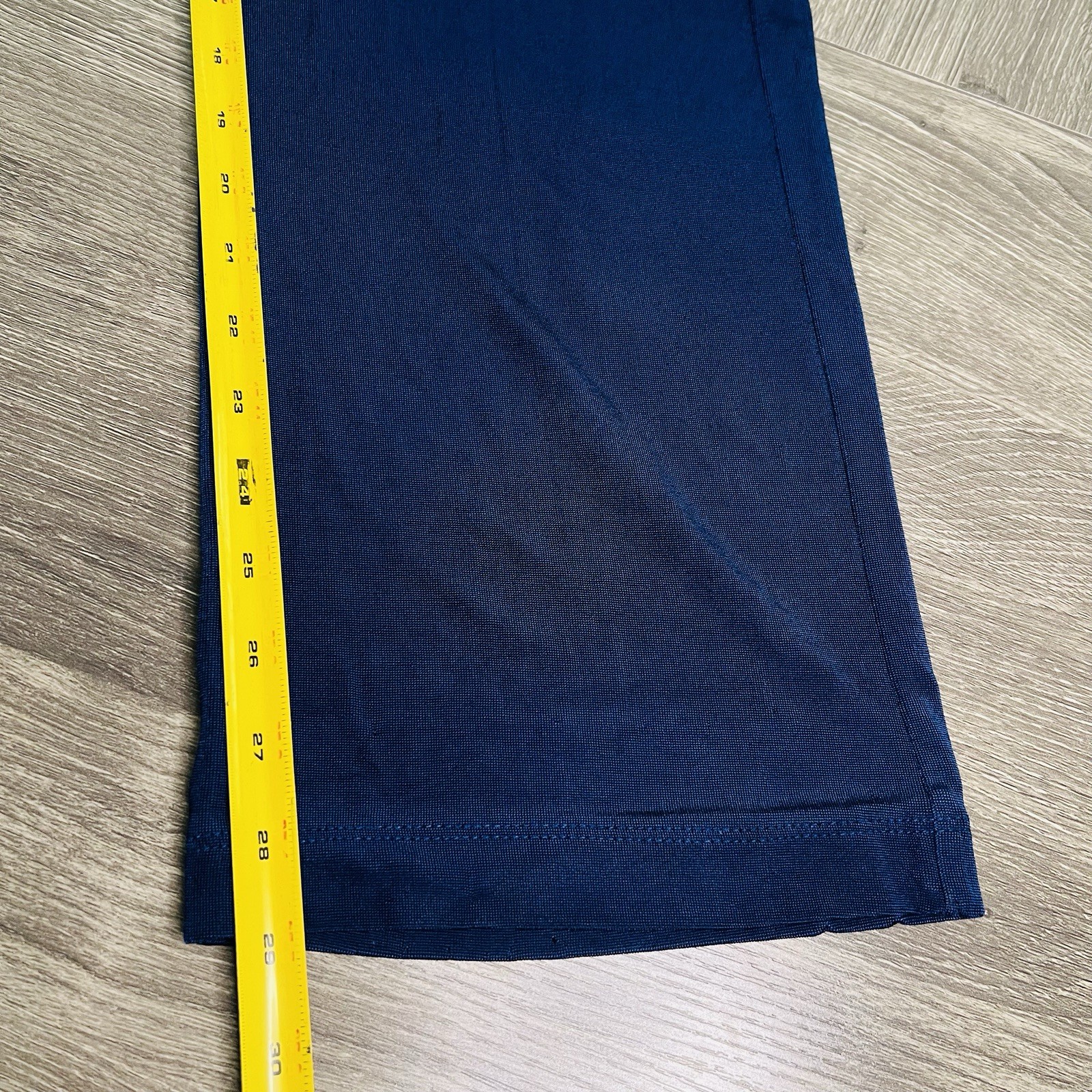 Chicos Travelers Women Straight Leg Pull On Pants Sz 1REG Navy Blue Slinky Knit