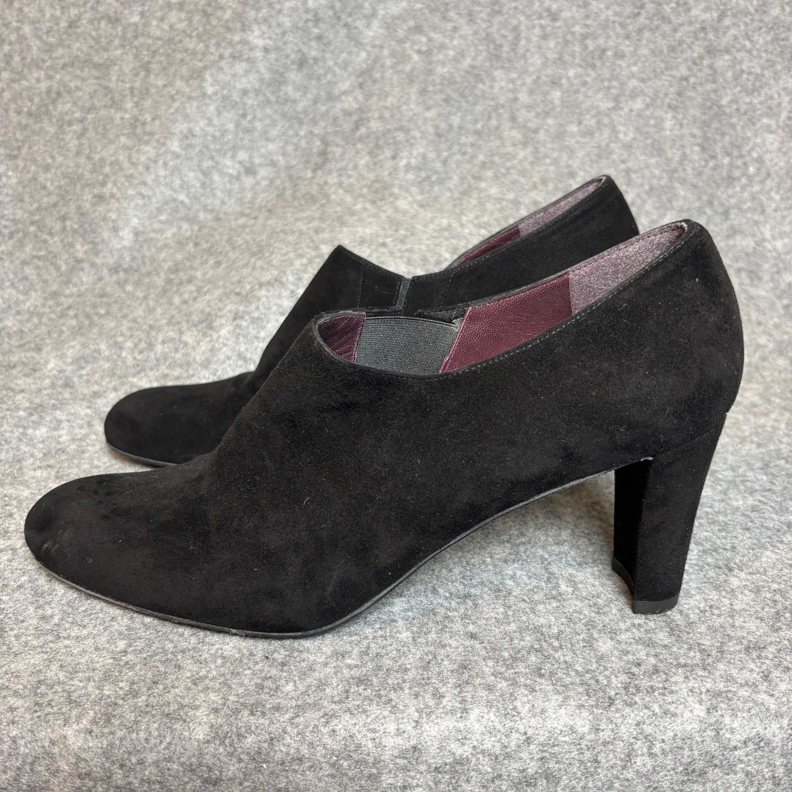 Stuart Weitzman Black Suede Elastic Gore Chunky Block Heel Pump Booties Womens 9