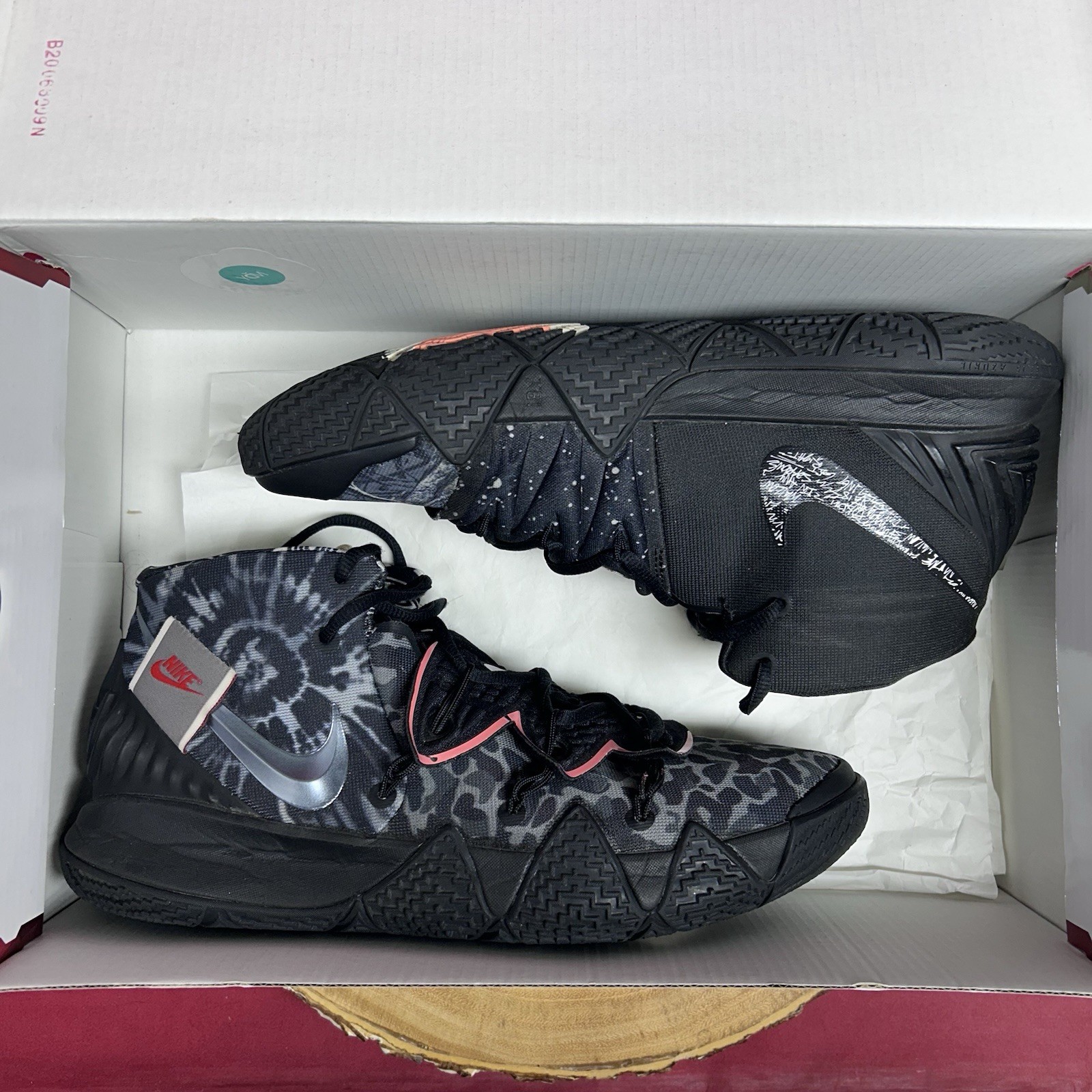 Nike Kyrie S2 Hybrid “What The” 2020 CQ9323-001 Size 10 No Box