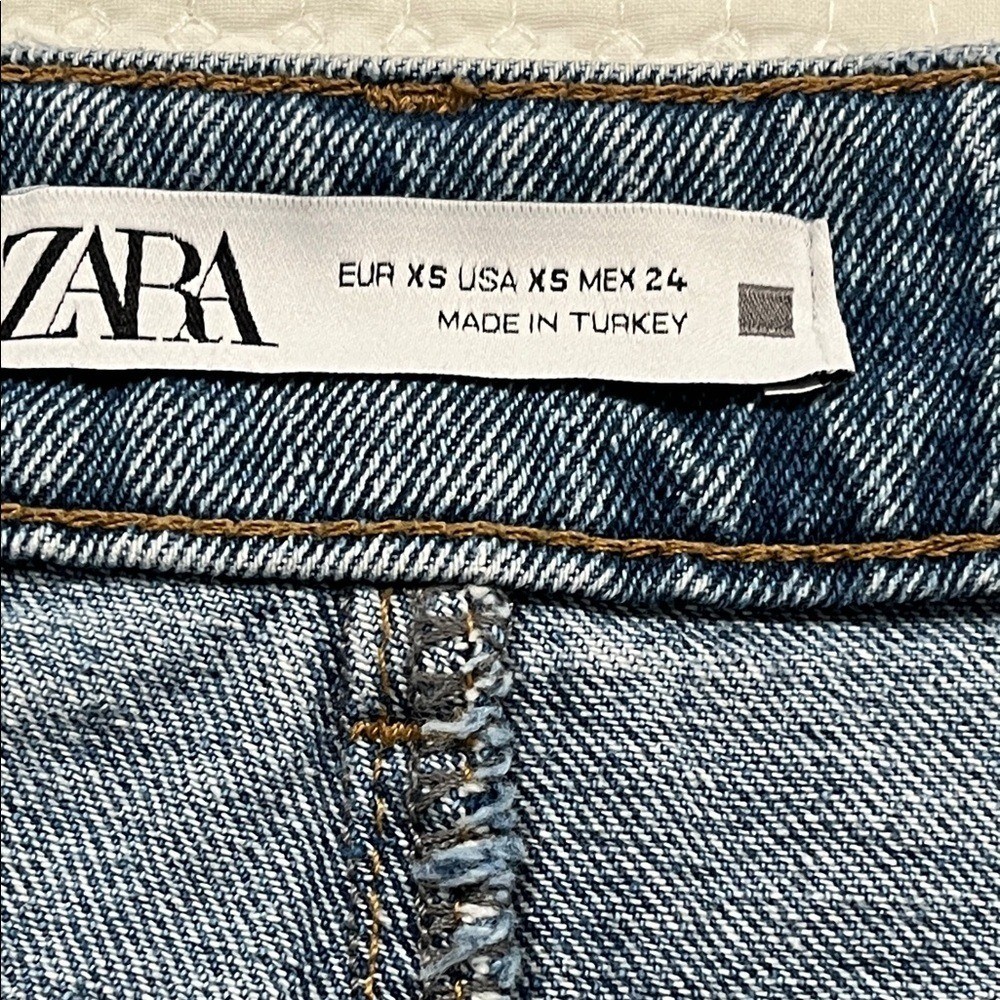 Zara High-Waisted Long Denim Skirt Front Slit Raw Hem sz XS