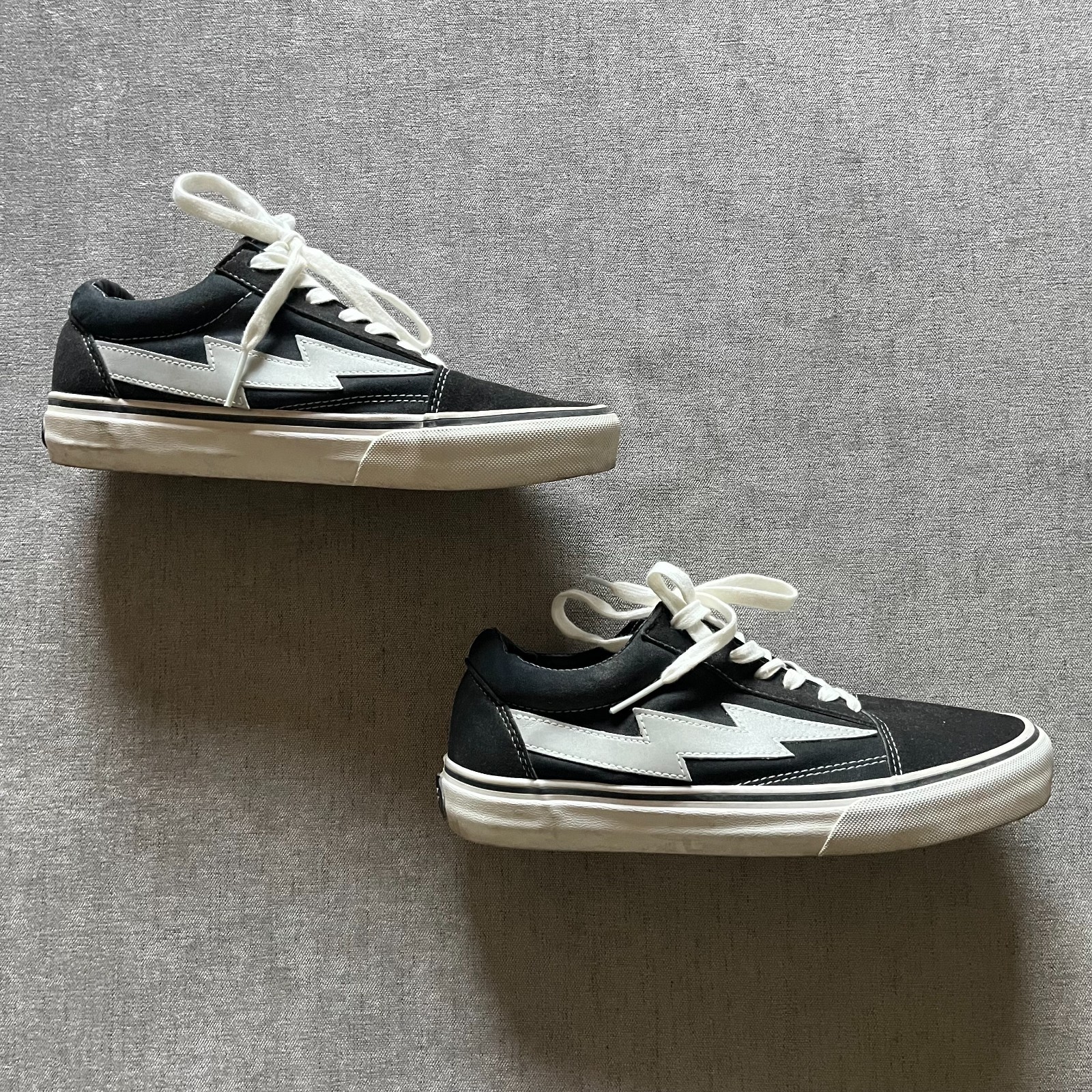 Revenge x Storm Skateboarding Shoes Men Size 7 Black Off The Lightning Bolt