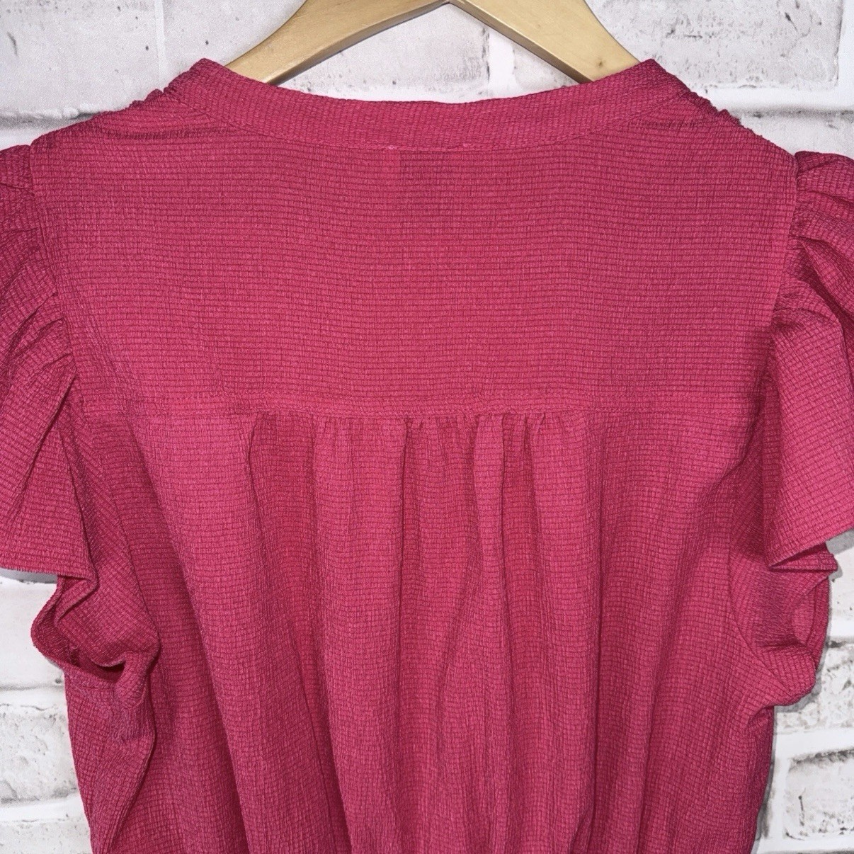 Maeve Anthropology Short Sleeve V-Neck Fitted Waist Top Pink Women’s Size Small