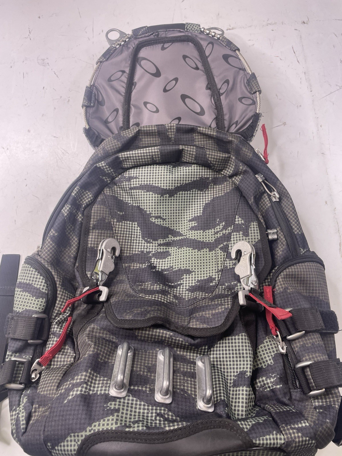 Oakley Kitchen Sink Tactical Field Gear Backpack Bag (Digicam Olive Camo) Y2K