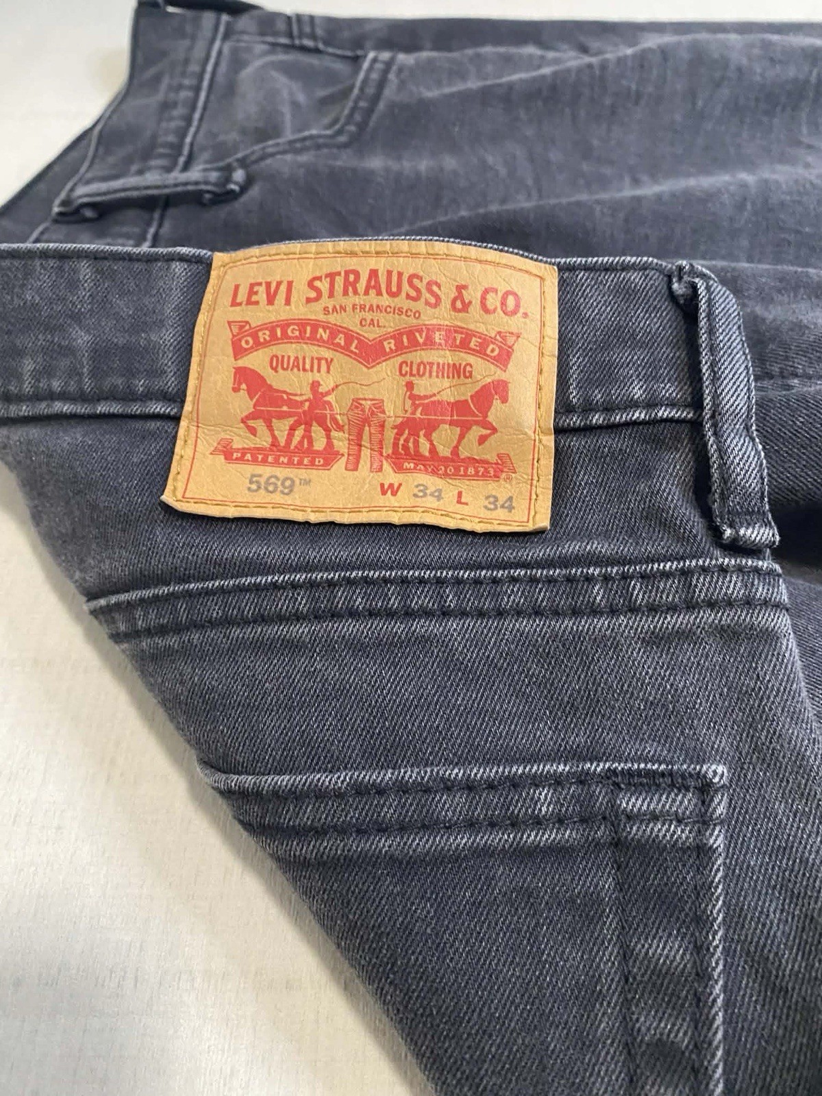 Levi’s 569 Men’s Gray Dark Wash Straight Fit Jeans Cotton Denim Skater Grunge