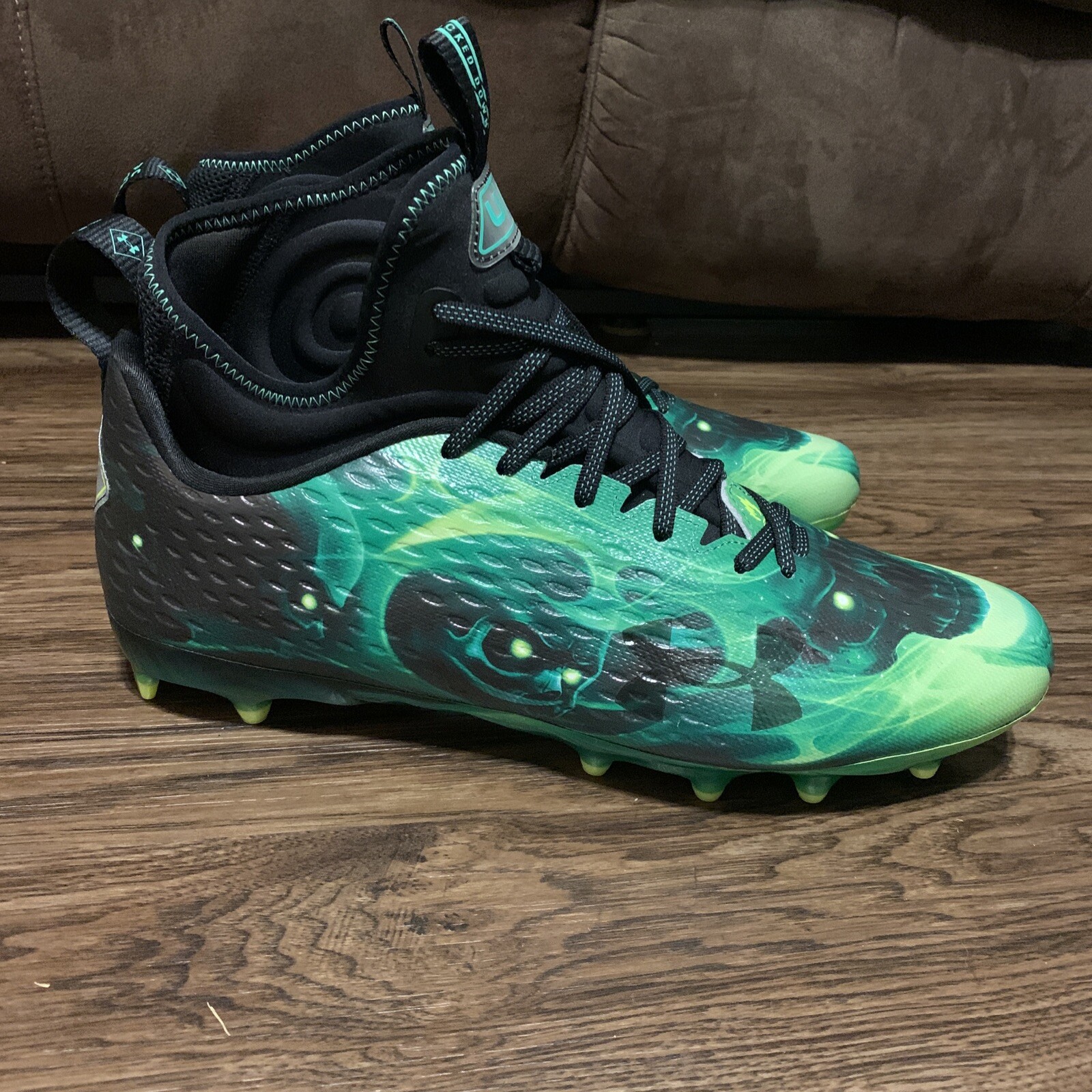 Under Armour Lux Spotlight Black Green Men’s Football Cleats Size 13 3025376-001