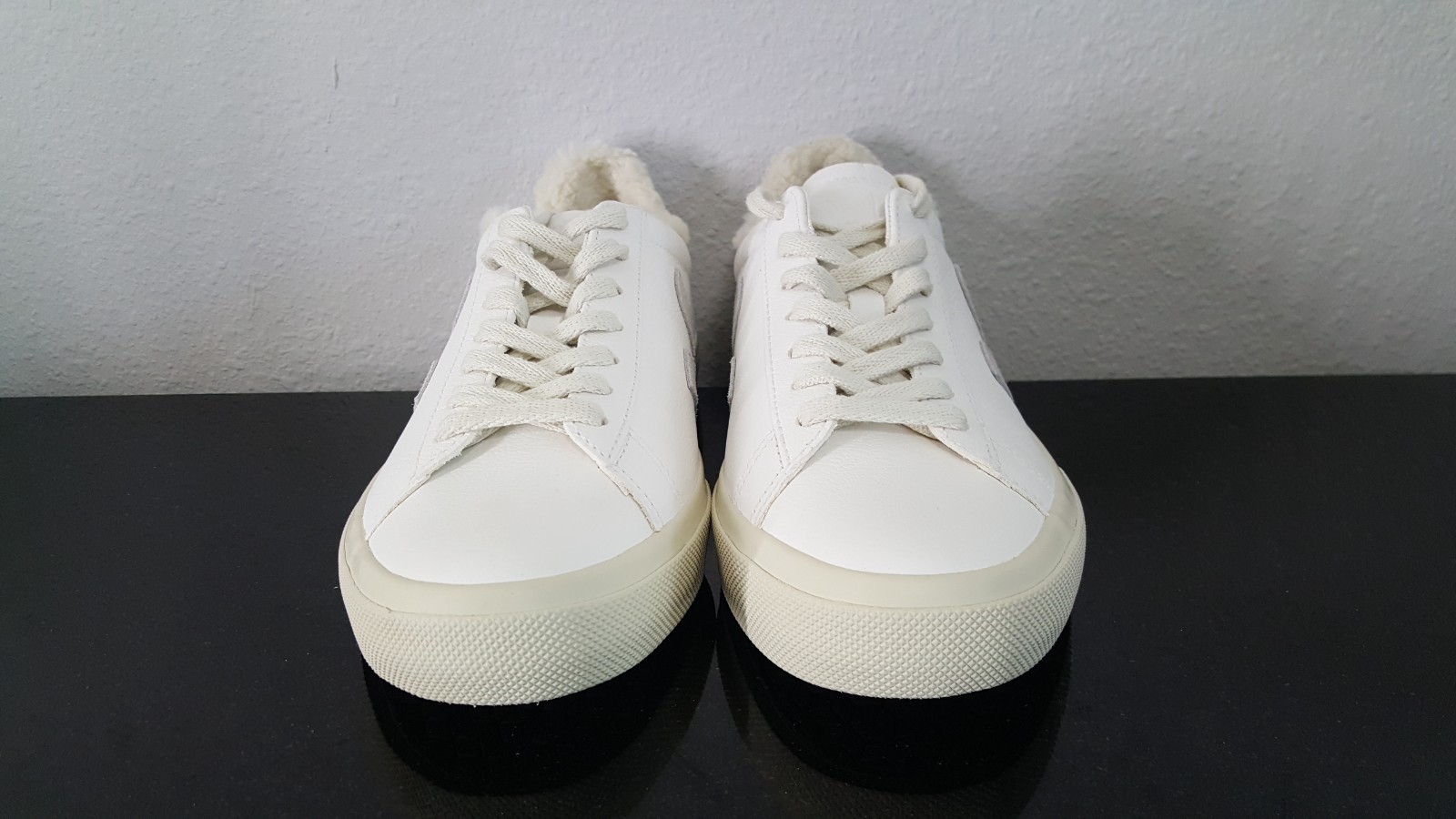 VEJA Campo V12 Unisex Fleece Lined SNEAKERS White Off/ Natural Size W9 /M7