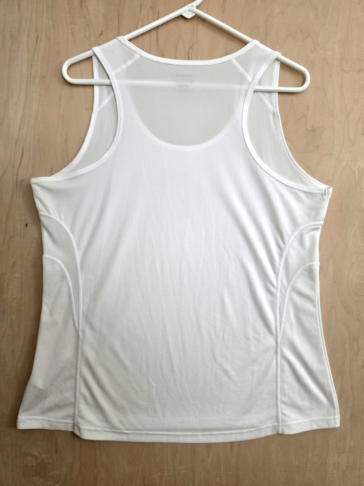 Reebok Women’s Athletic Tank Top White Size XL Play Dry Racerback Activewear Gym