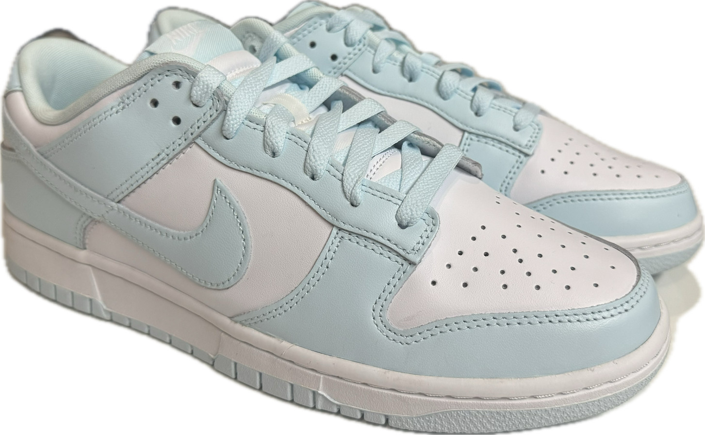 Nike Men’s Dunk Low Retro White Glacier Blue Shoes DV0833-104