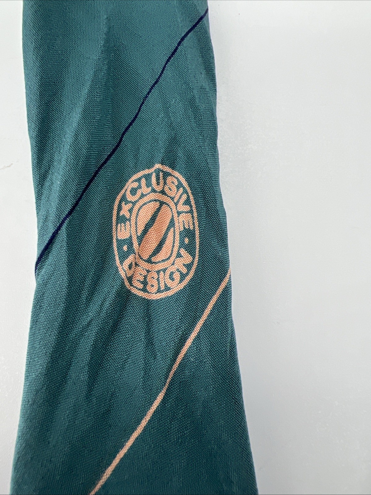 Ermenegildo Zegna 100% Silk Tie Green Striped 58.5 x 3.25″ Made In Italy