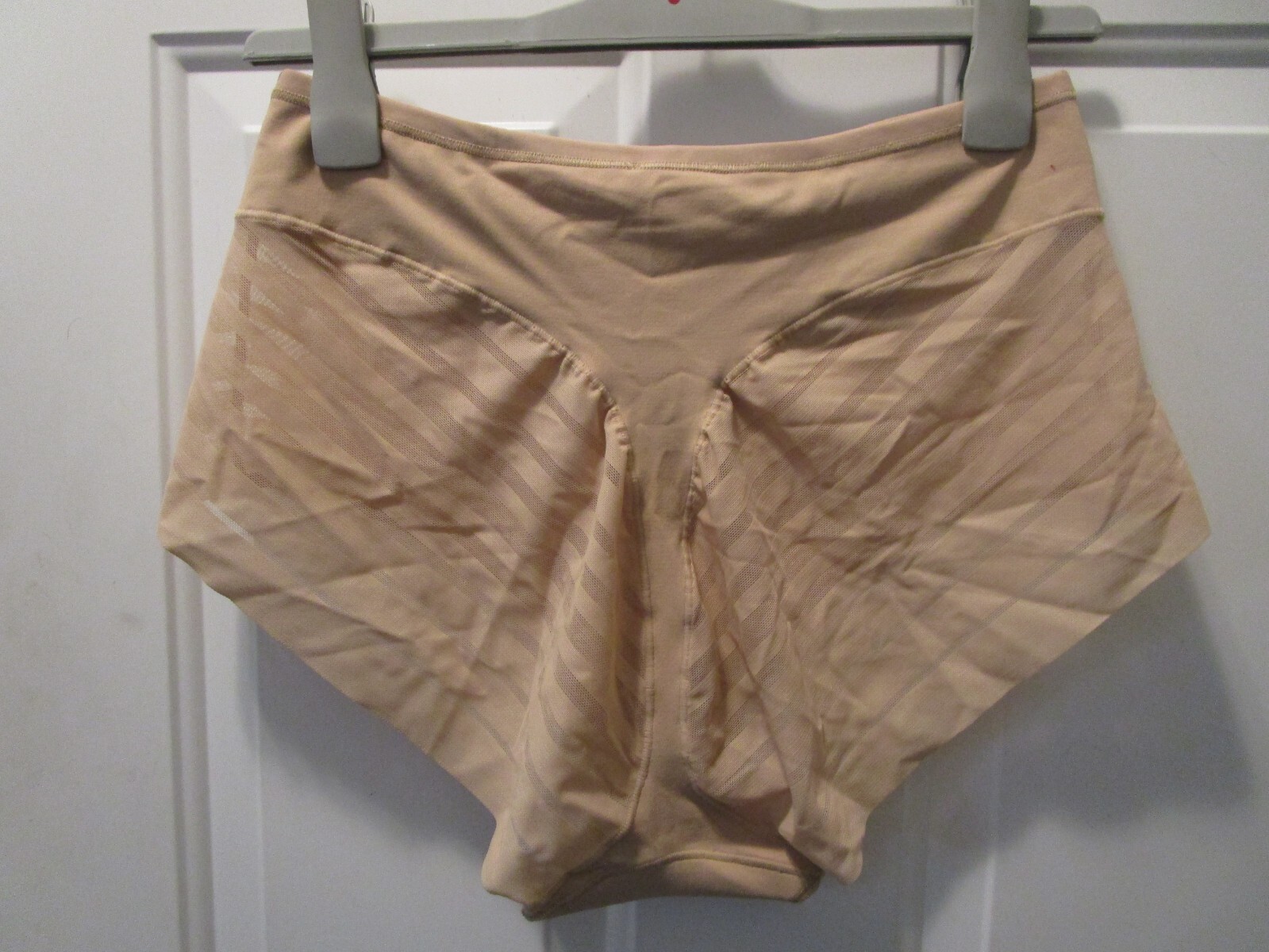LEONISA LACE STRIPE UNDECTABLE CLASSIC SHAPER NUDE PANTIES SIZE xXL NEW
